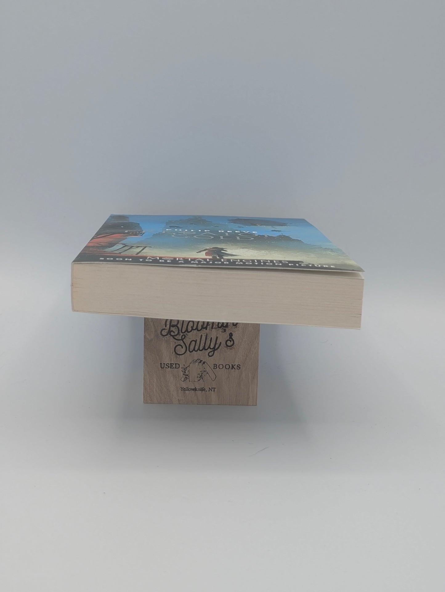 Predator's Gold (Mortal Engines Quartet)