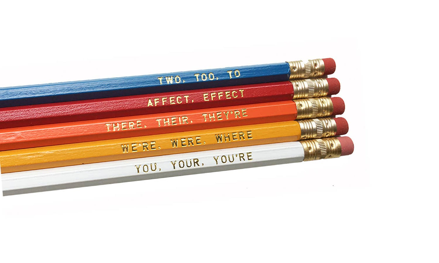 Ensemble de crayons pour règles de grammaire
