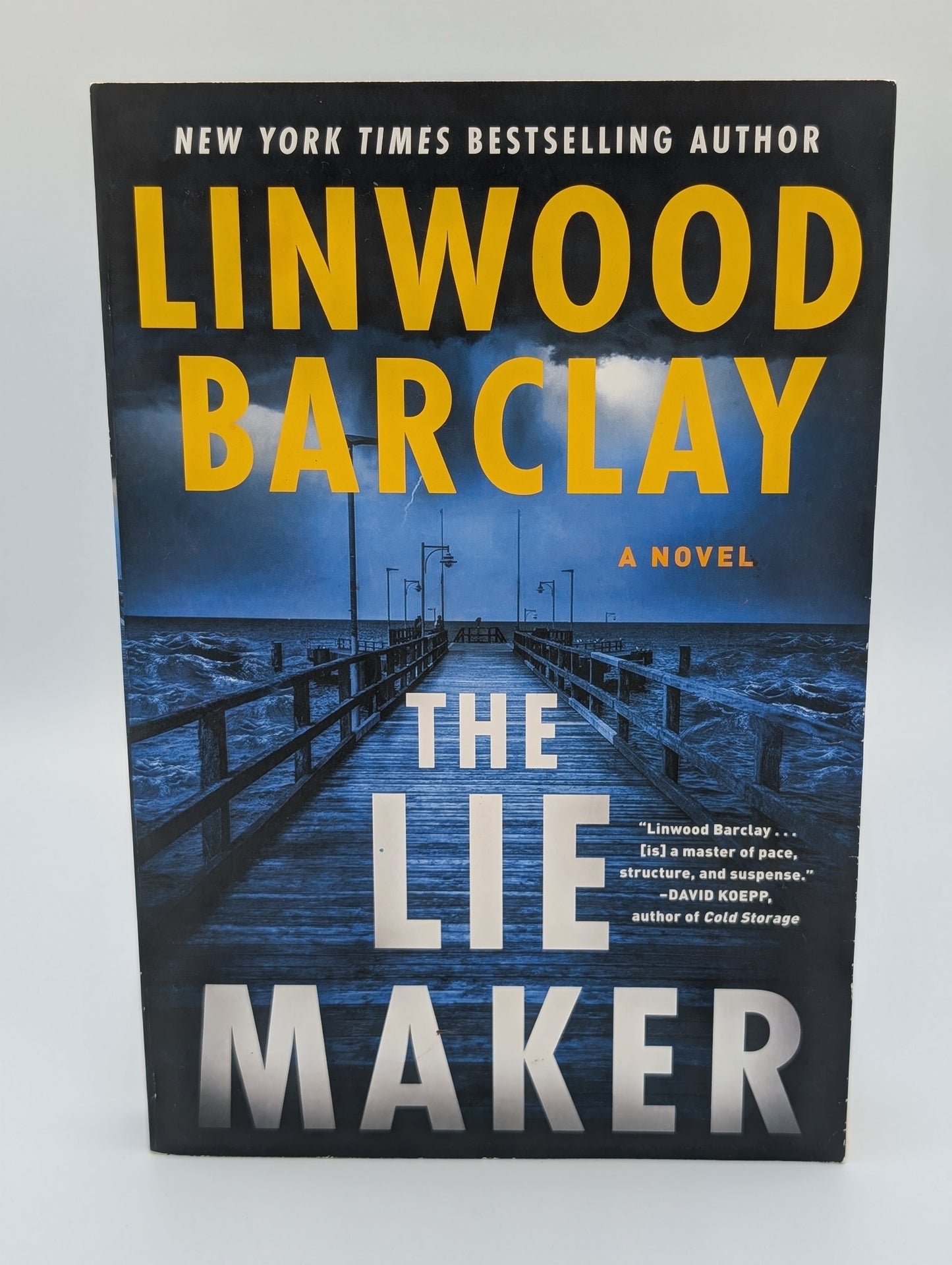 The Lie Maker: A Novel