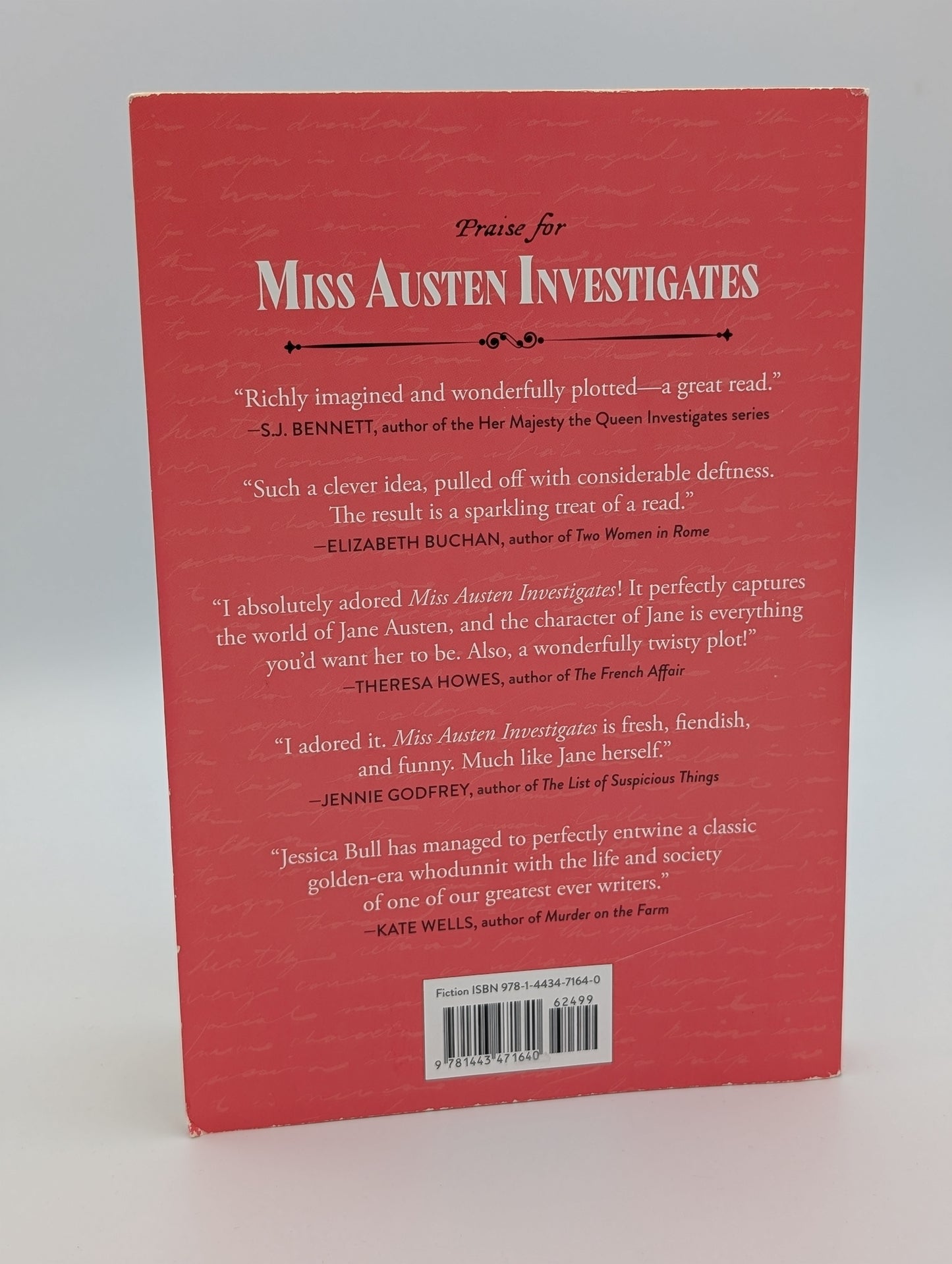 Miss Austen Investigates: A Novel (A Miss Austen Mystery, 1)
