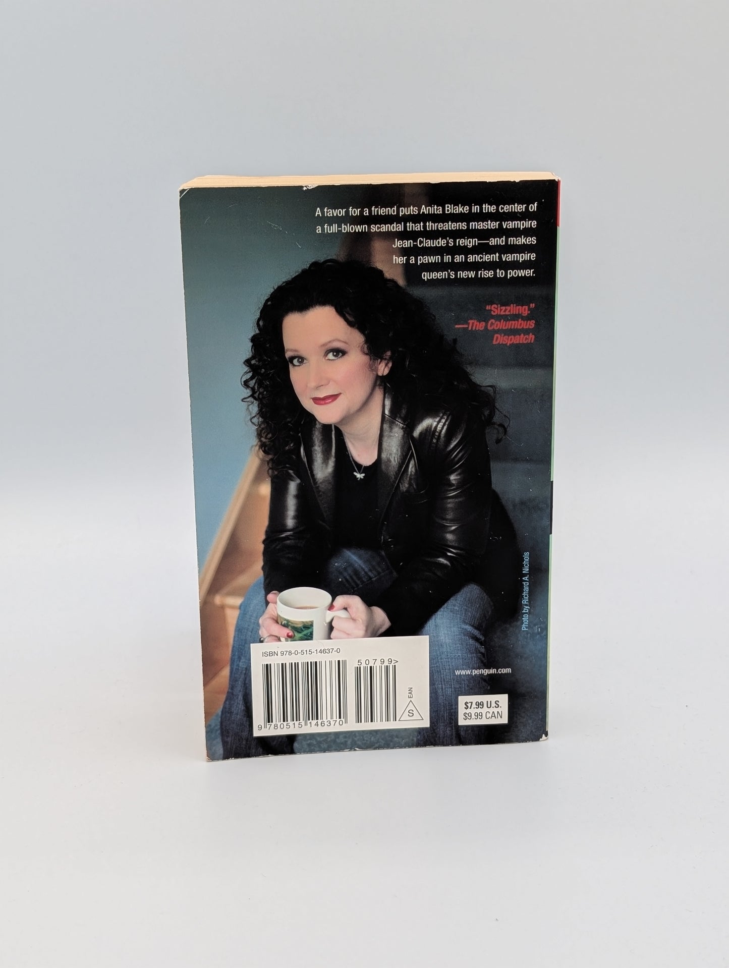 Blood Noir: An Anita Blake, Vampire Hunter Novel