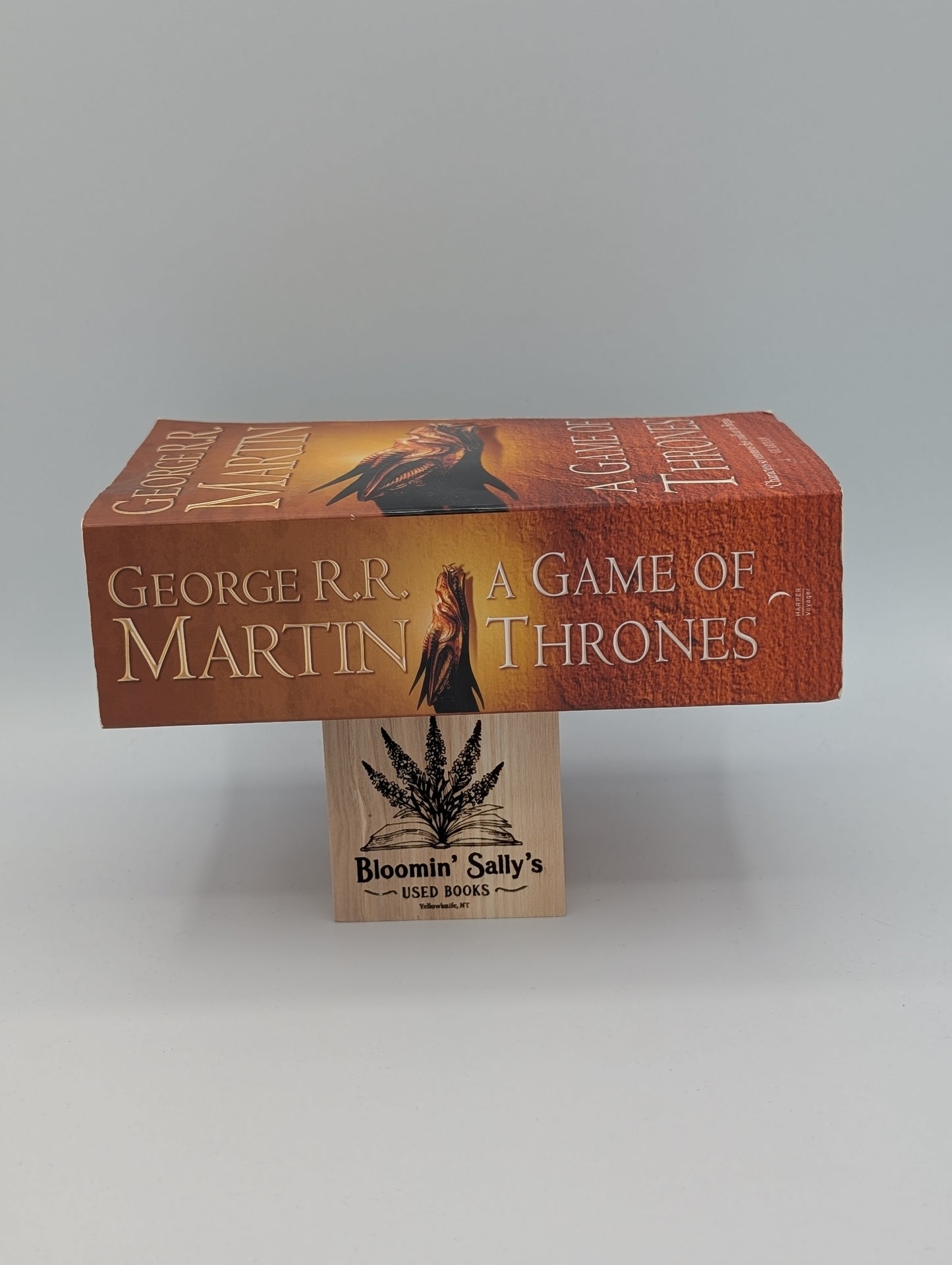 Le Trône de Fer : La série de fantasy épique classique à succès qui a inspiré la série télévisée à succès de HBO et Sky, GAME OF THRONES (Le Trône de Fer) (Livre 1)
