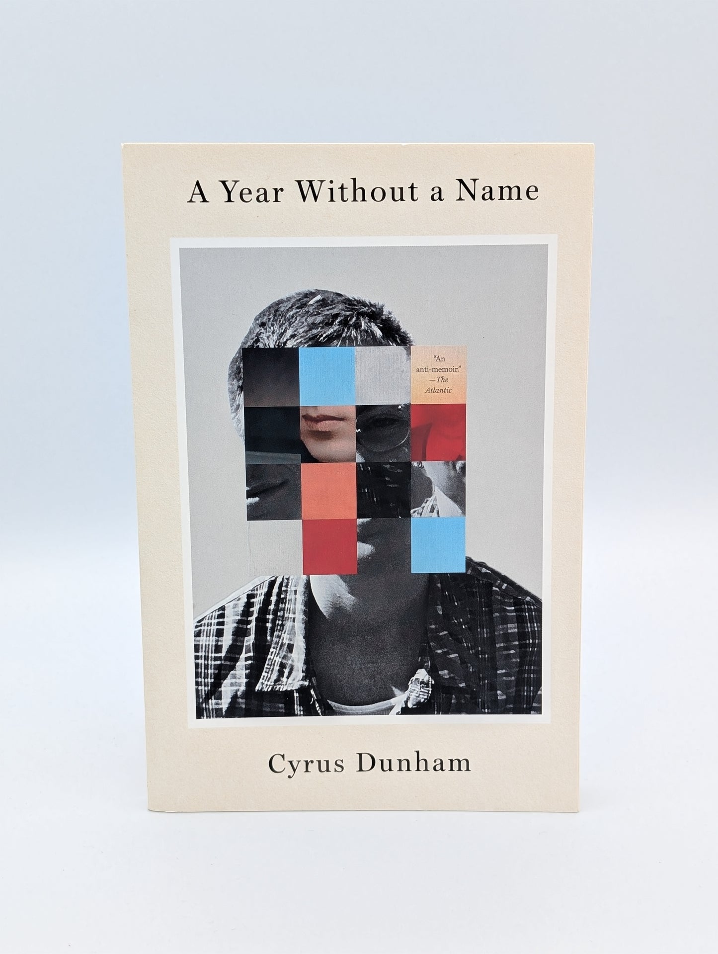 Une année sans nom : un récit autobiographique