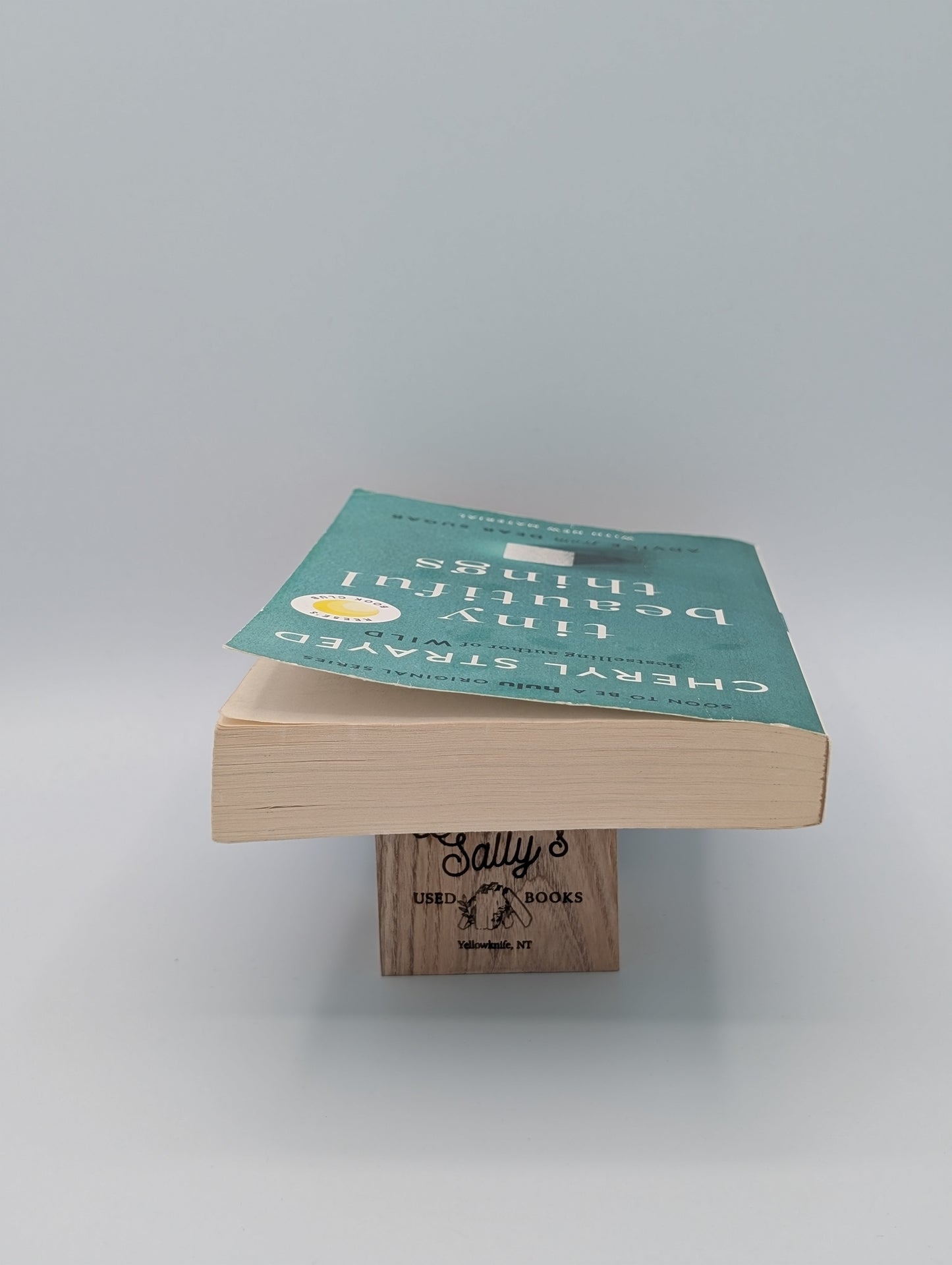 Tiny Beautiful Things (10th Anniversary Edition): Reese's Book Club: Advice from Dear Sugar