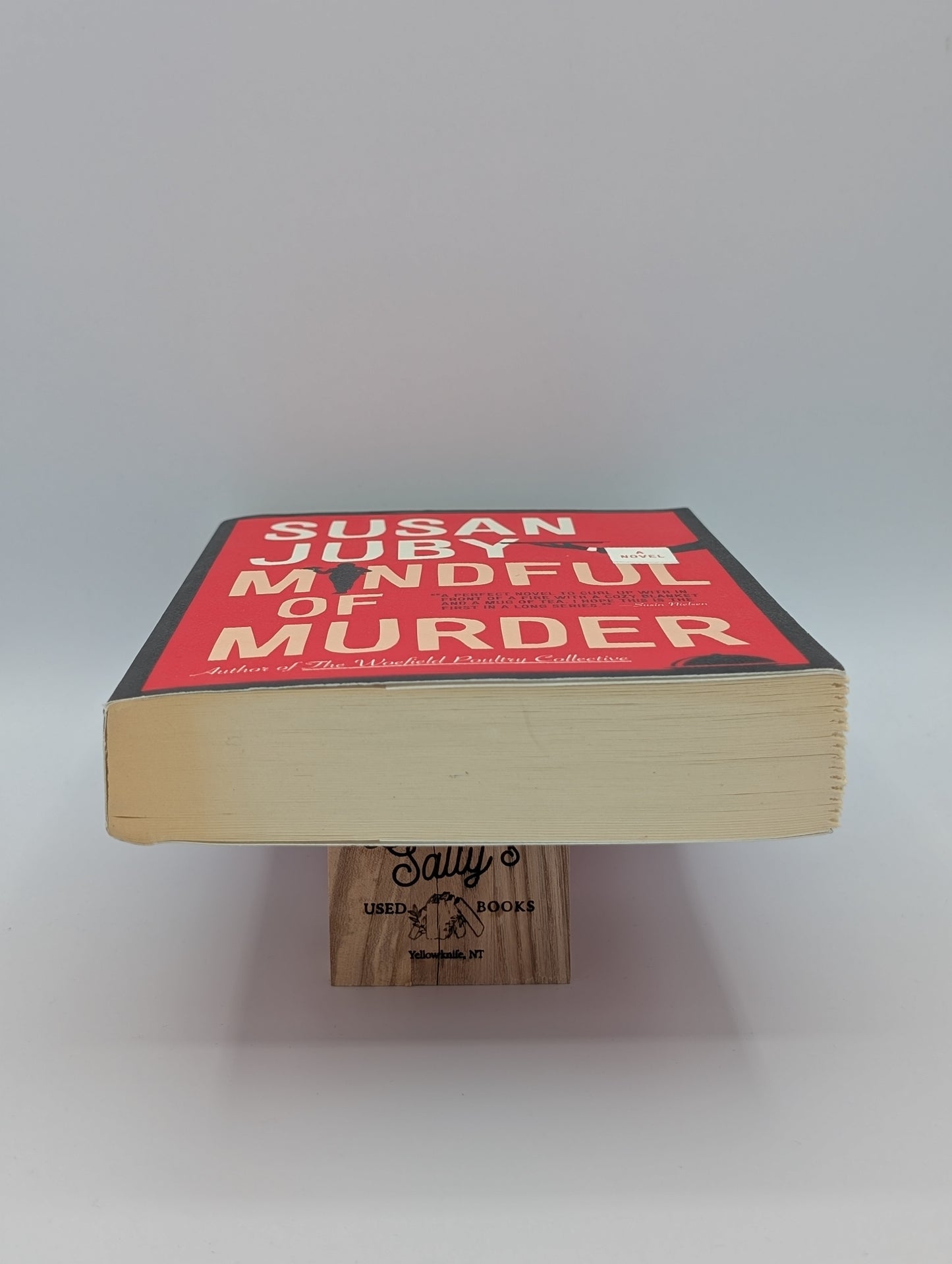 Mindful of Murder: A Novel (A Helen Thorpe Mystery, 1)