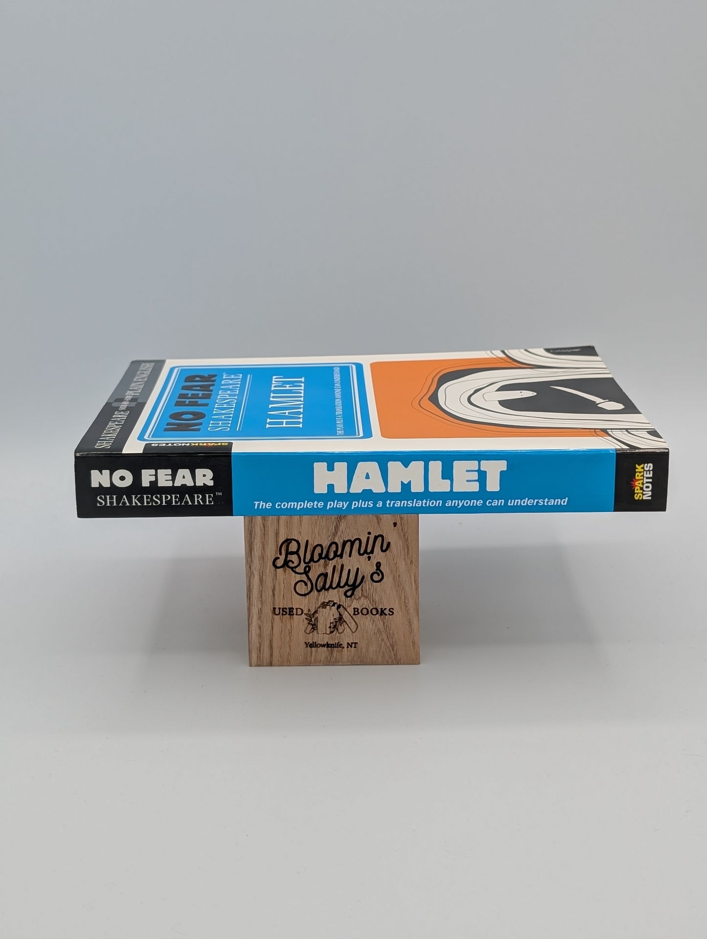 Hamlet: No Fear Shakespeare Side-by-Side Plain English
