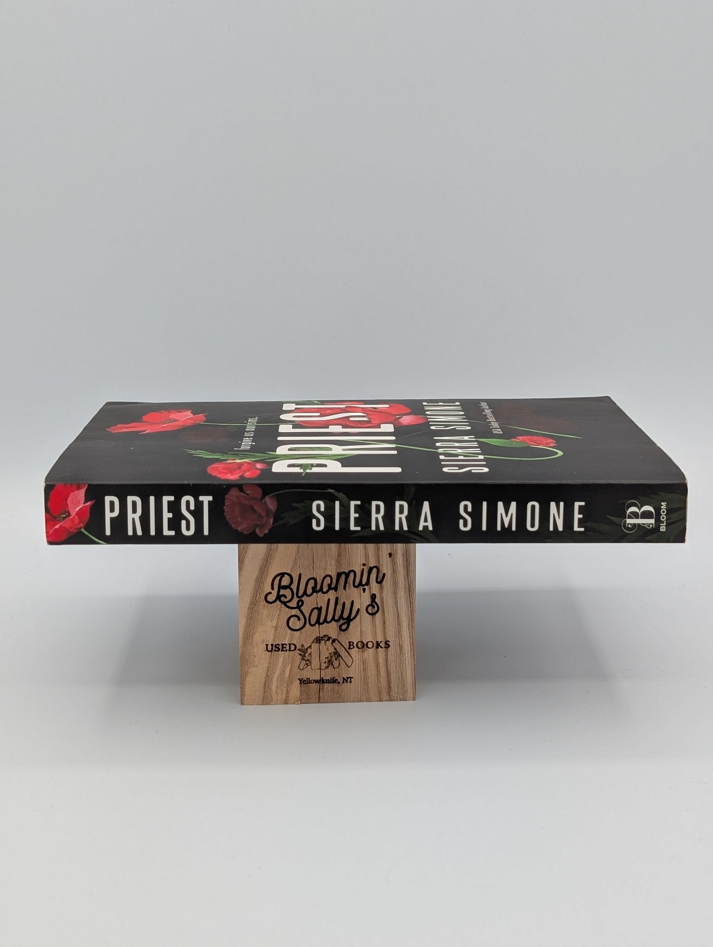 Priest (Priest, 1)