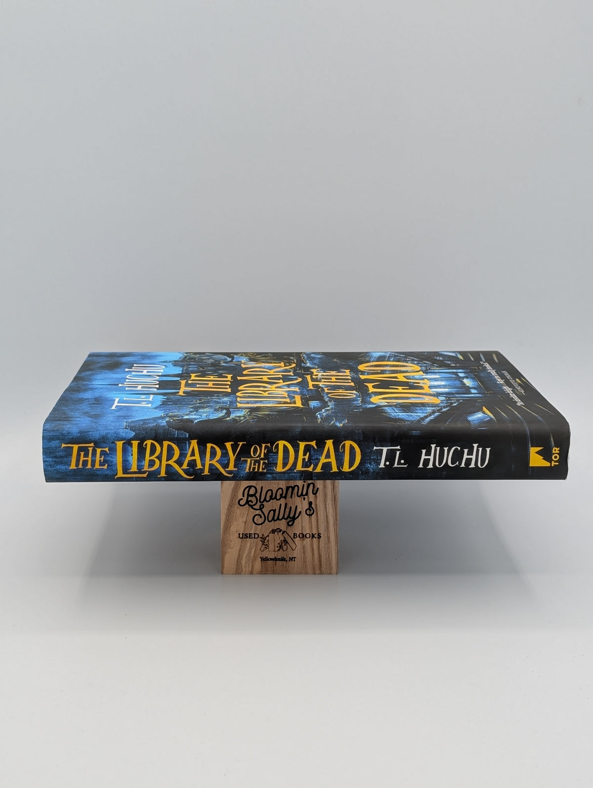 The Library of the Dead (Edinburgh Nights, 1)