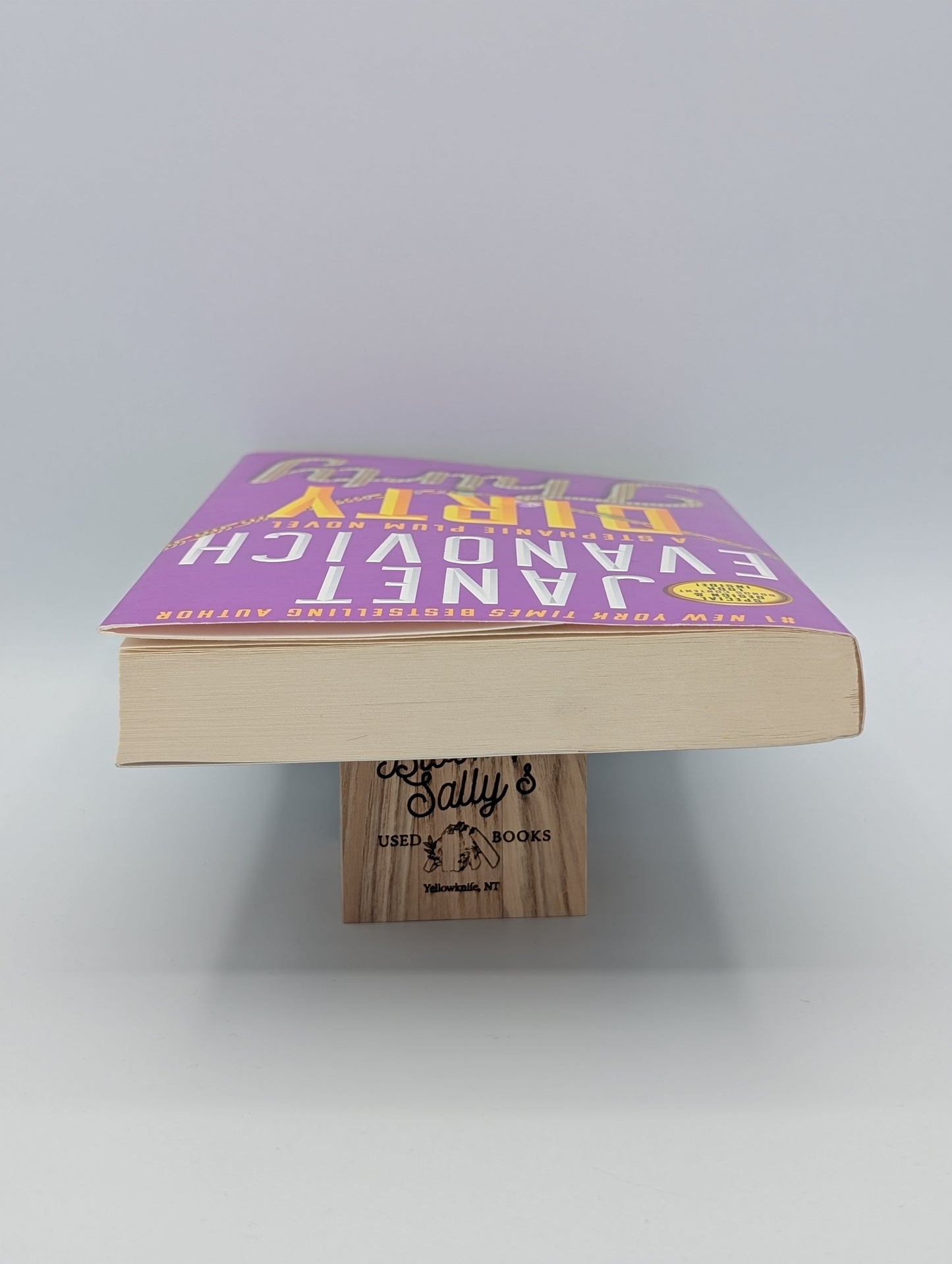 Dirty Thirty (Volume 30) (Stephanie Plum)