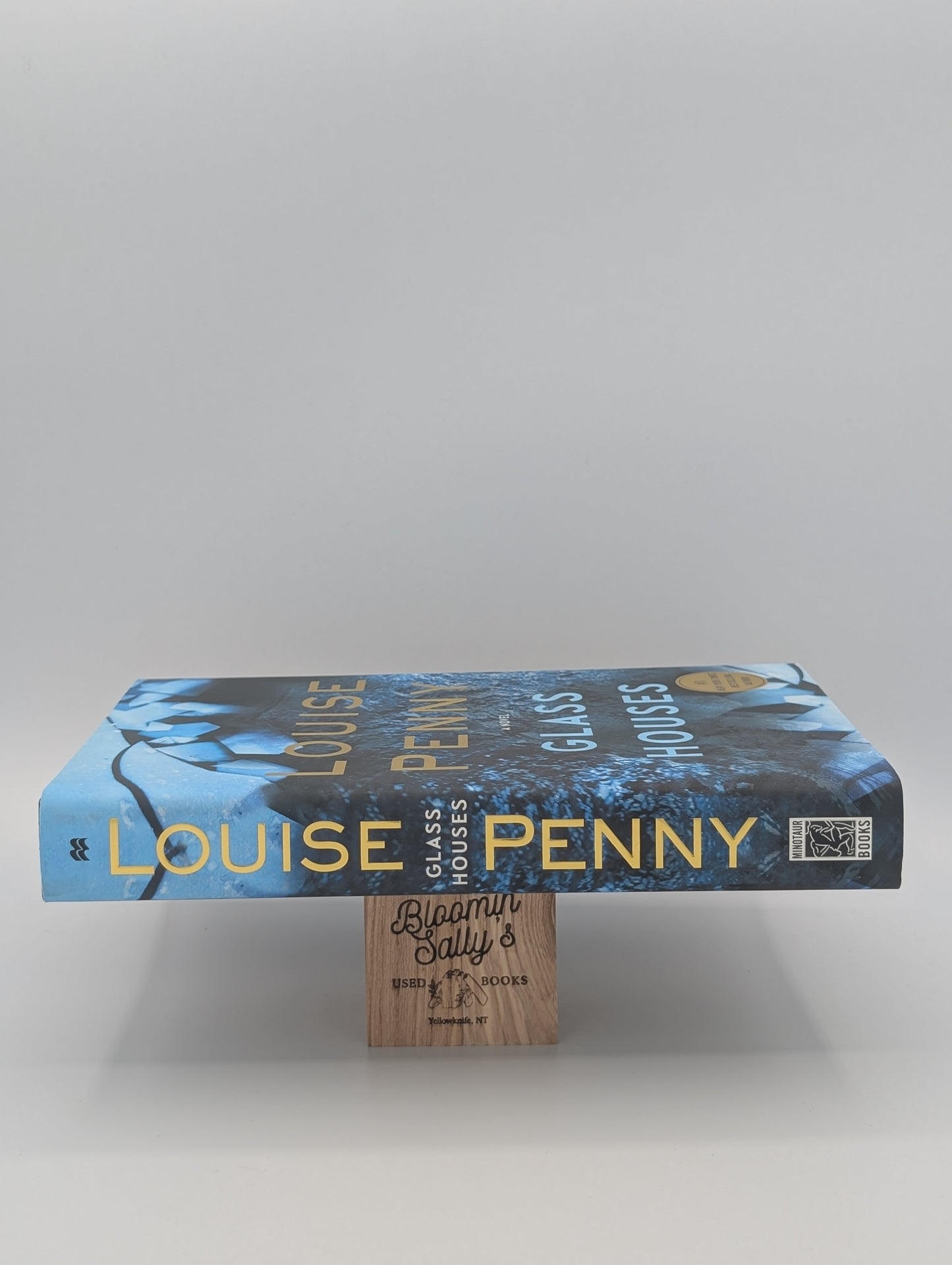 Glass Houses: A Novel (Chief Inspector Gamache Novel, 13)
