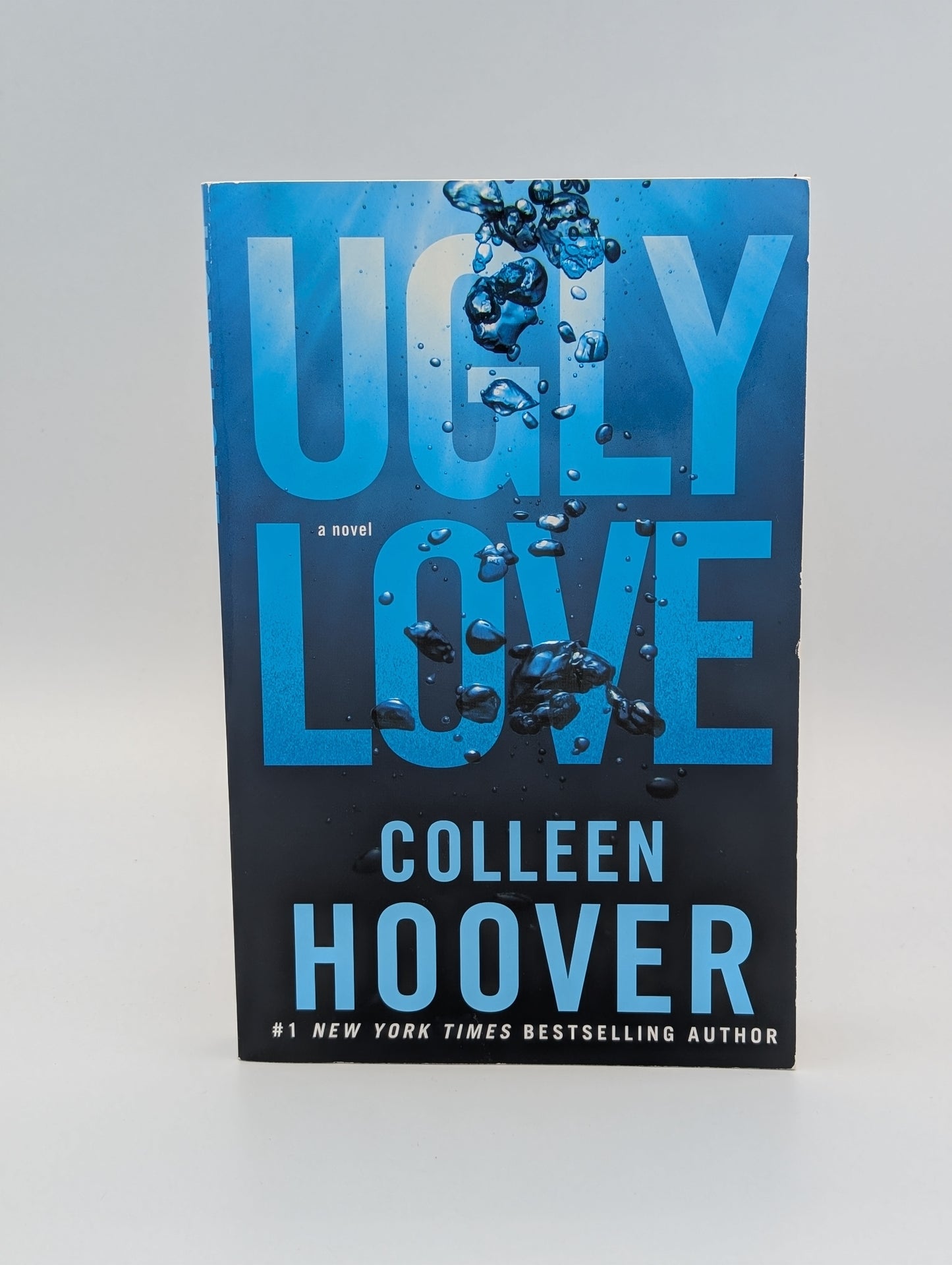Ugly Love: A Novel (Very Good)