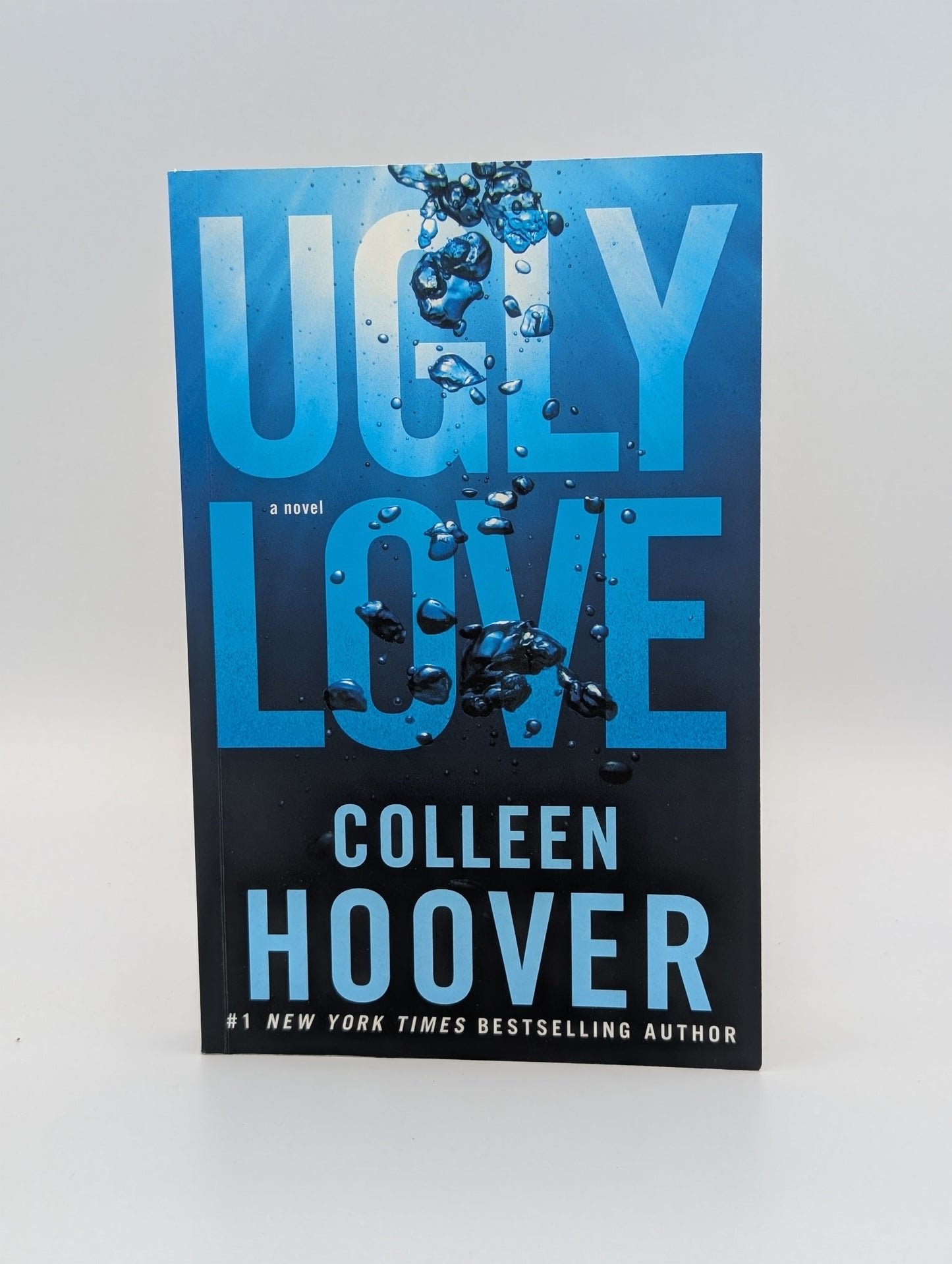 Ugly Love: A Novel (Very Good)