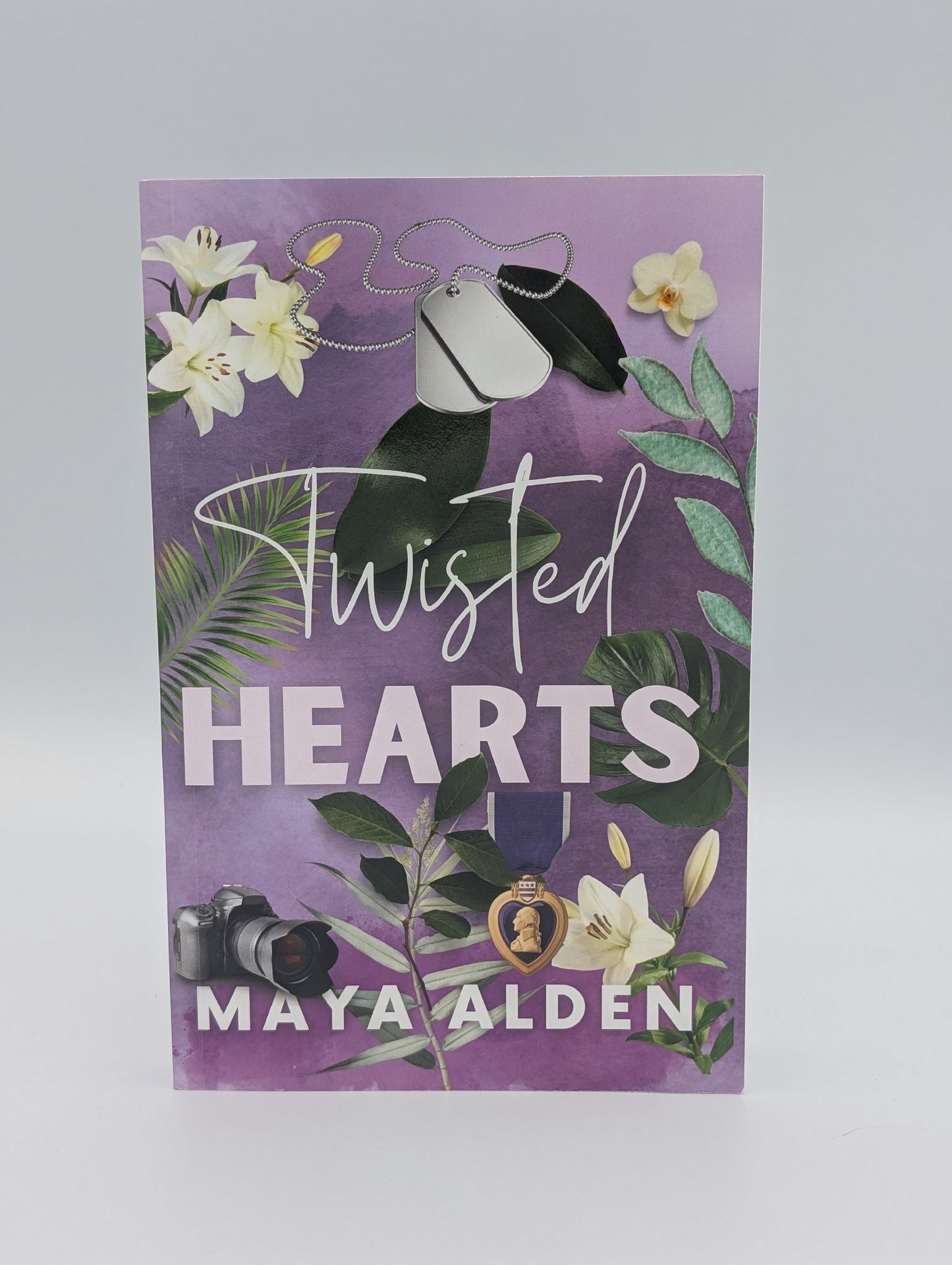 Twisted Hearts: An Enemies to Lover Second Chance Romance (Golden Knights)