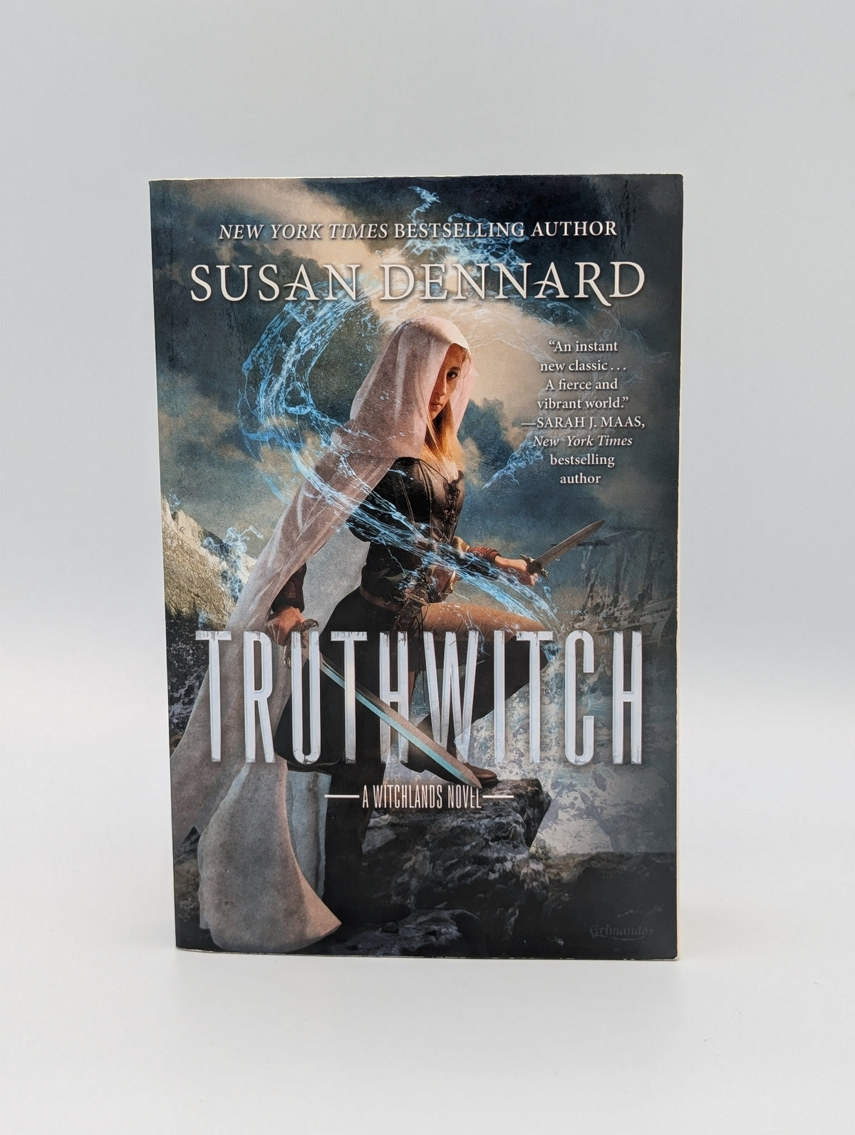 Truthwitch (The Witchlands, 1)