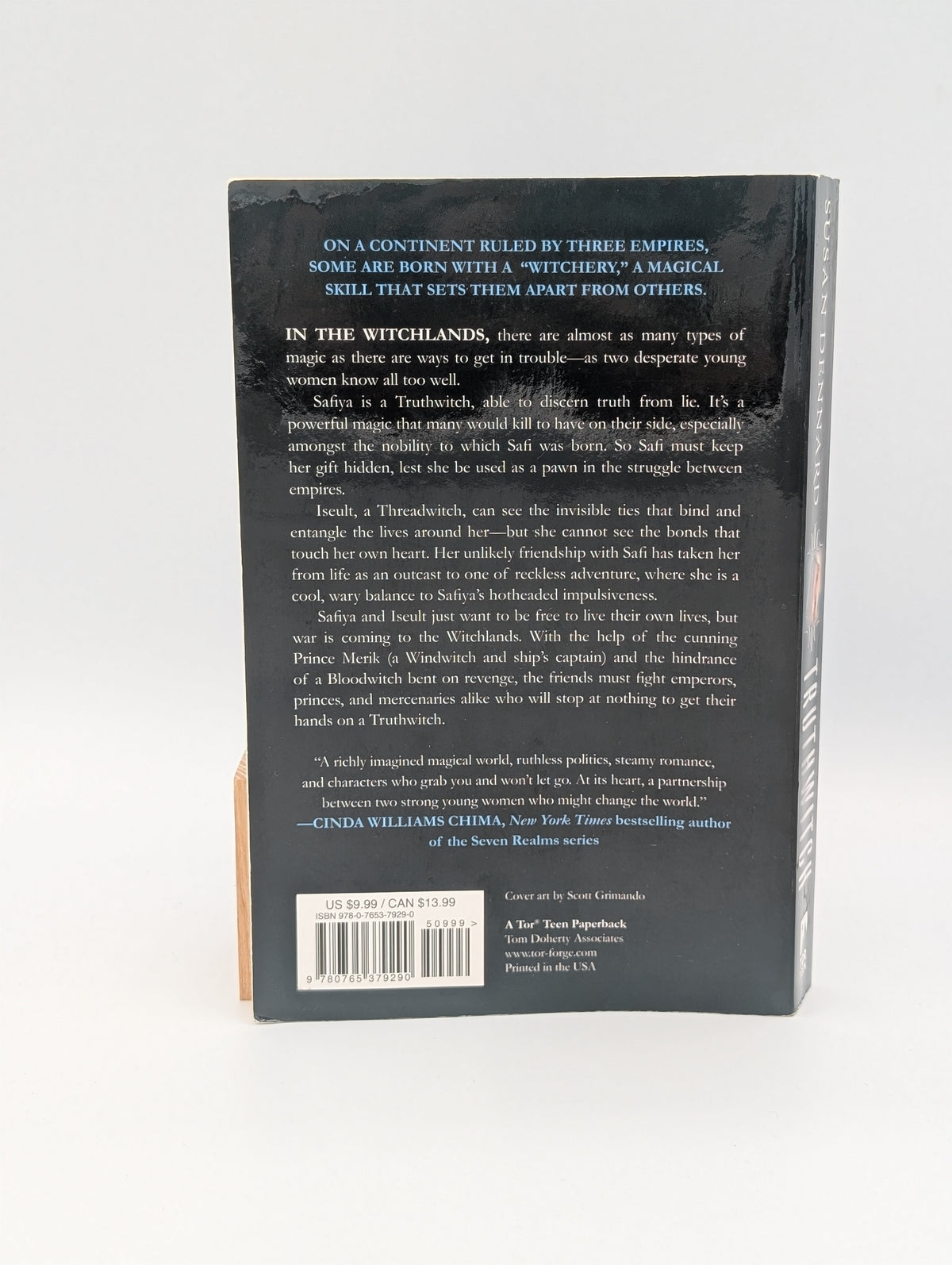 Truthwitch (The Witchlands, 1)