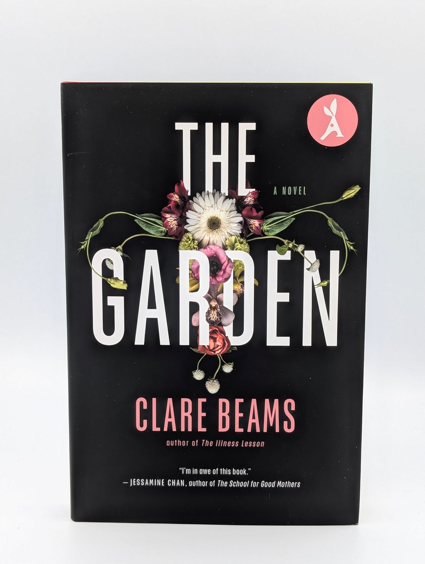 The Garden: A Novel (Aardvark)