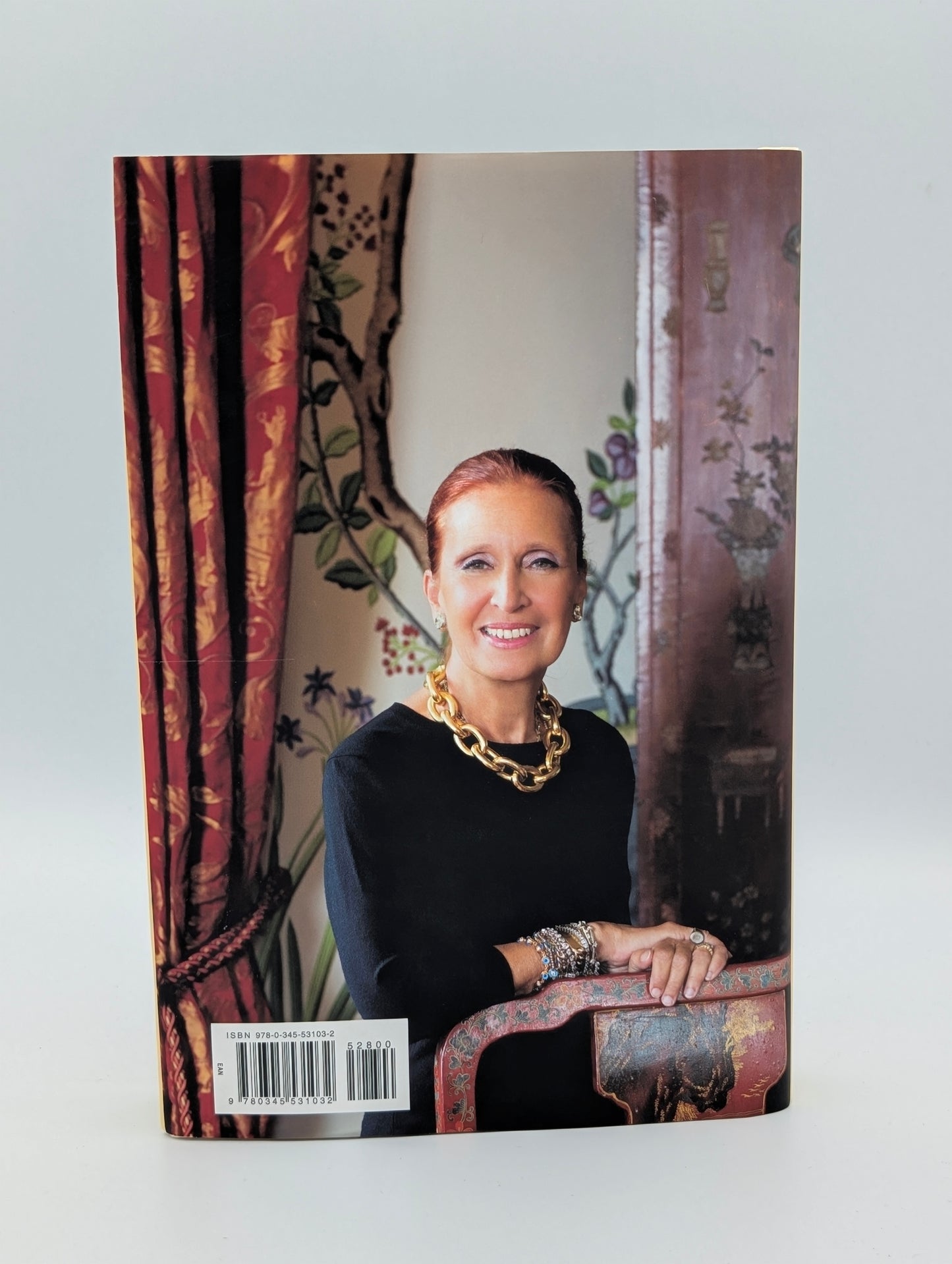 Precious Gifts: A Novel