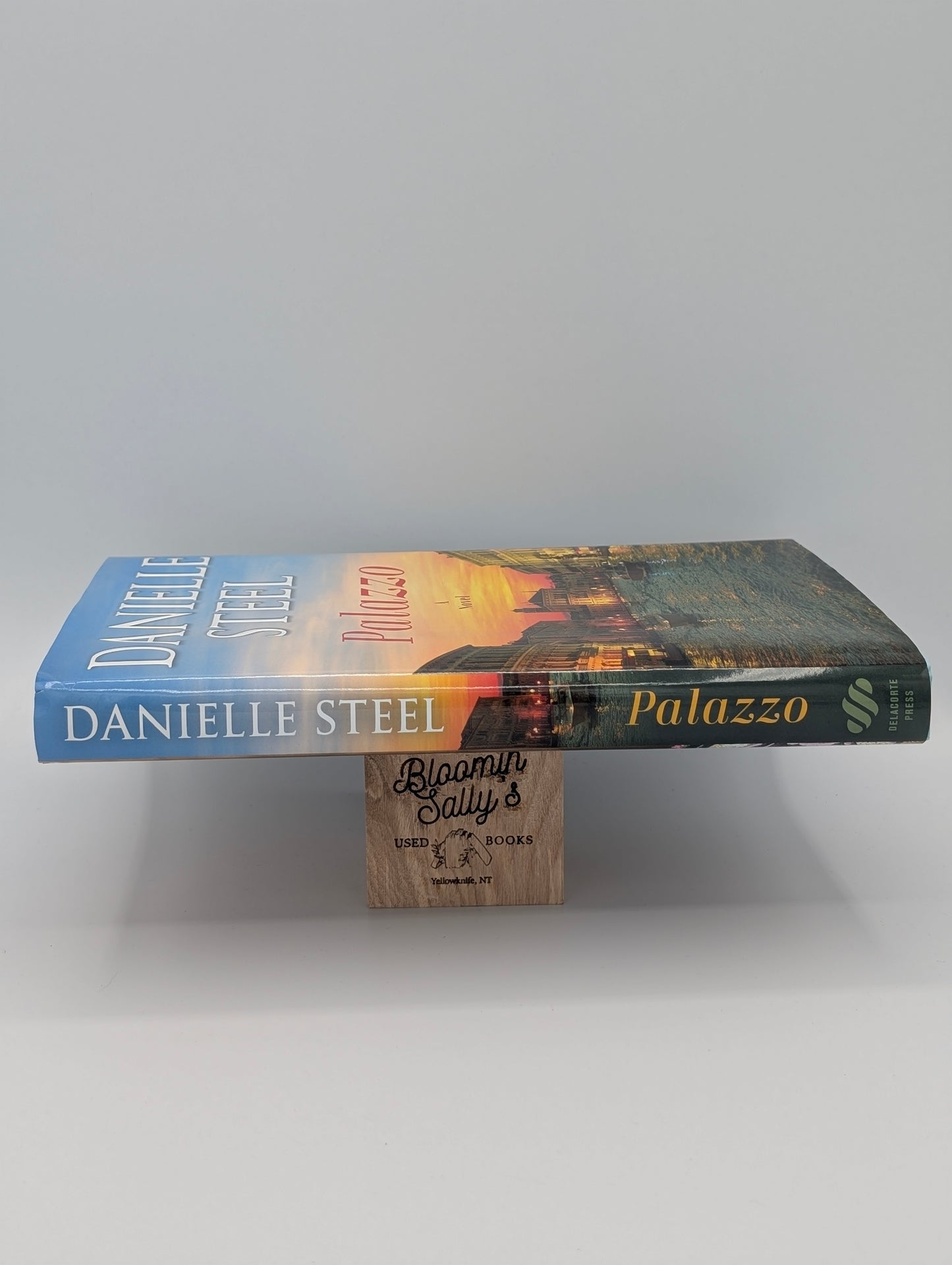 Palazzo: A Novel