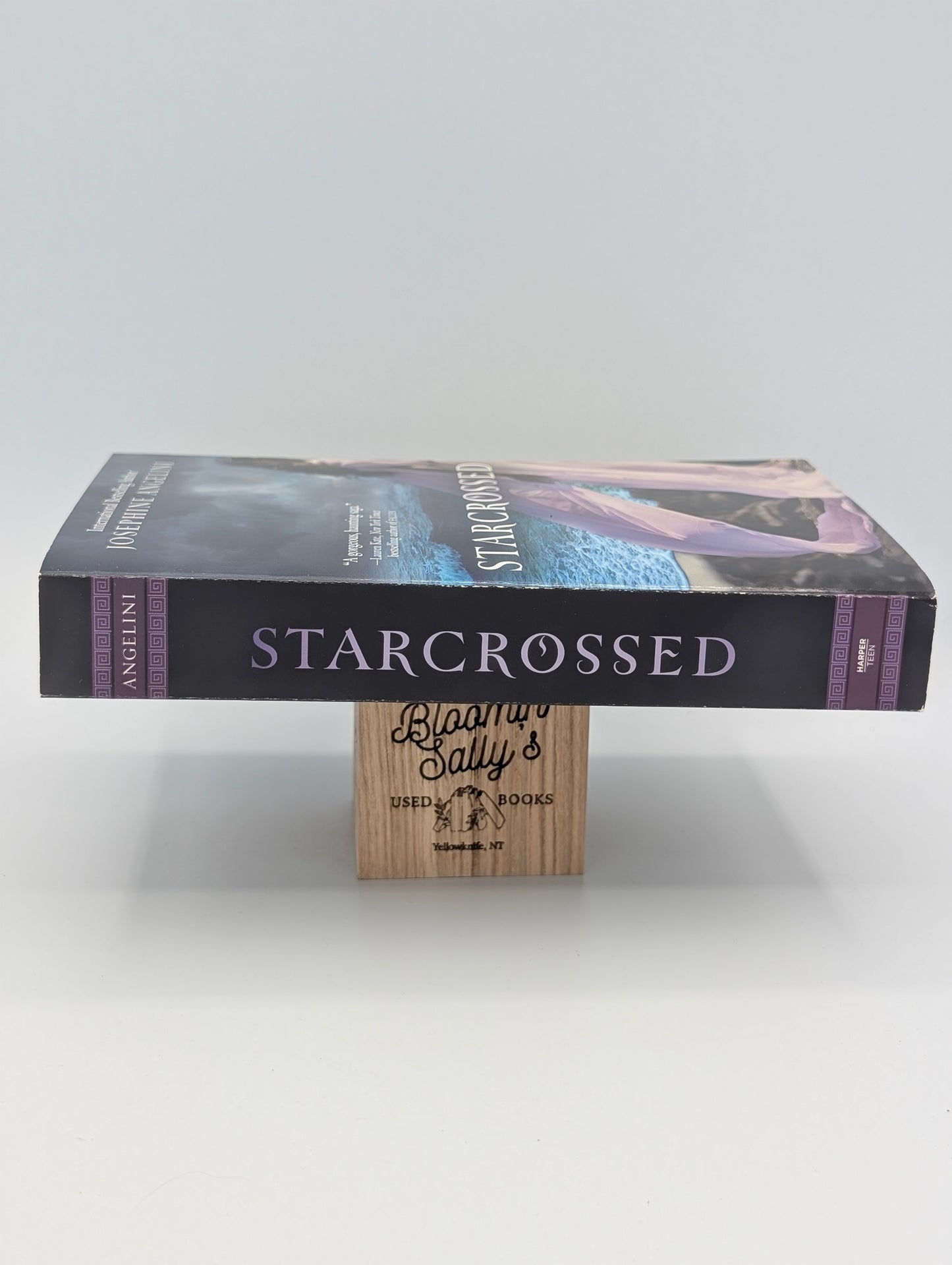 Starcrossed (Starcrossed Trilogy, 1)