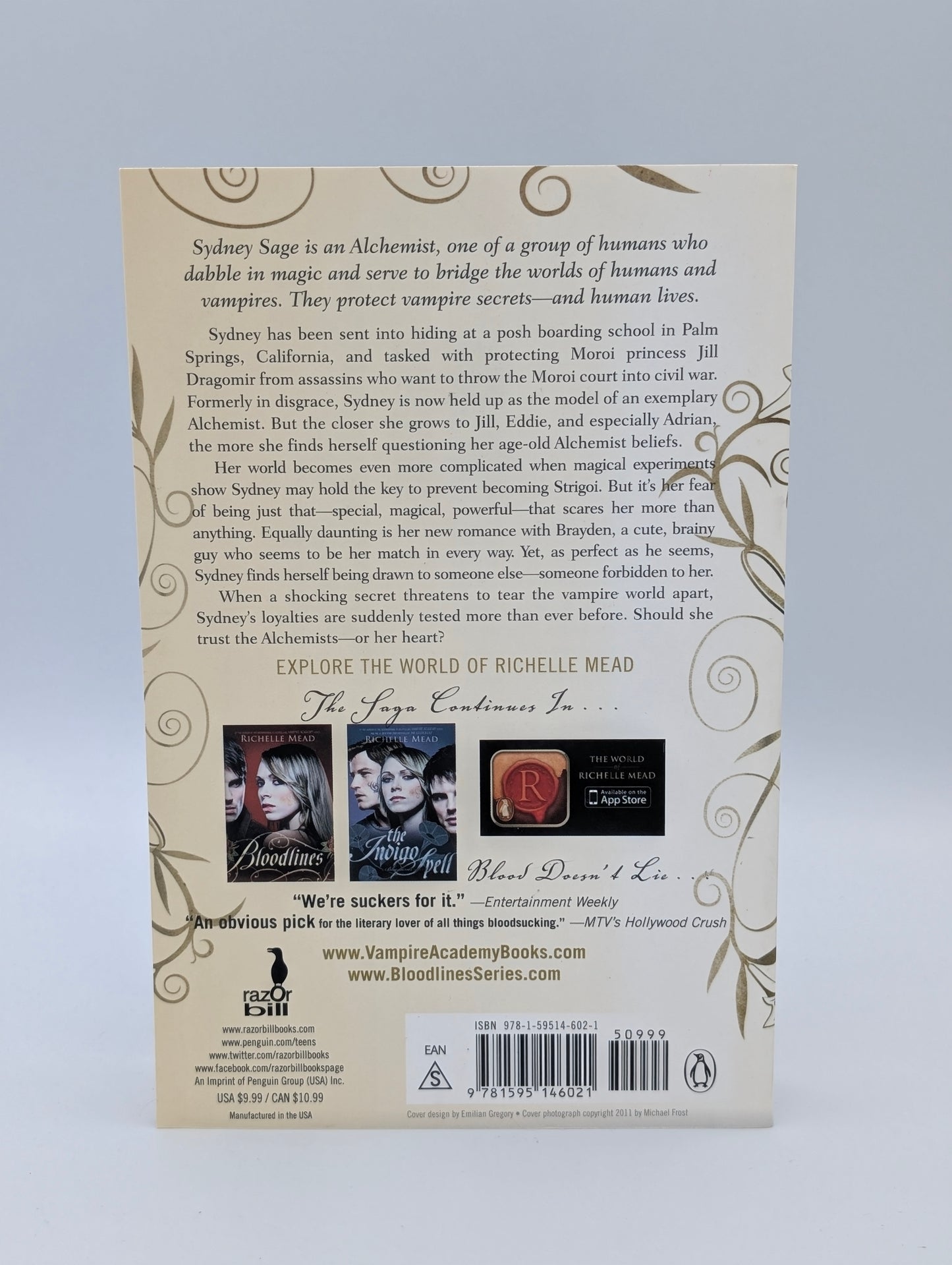 The Golden Lily: A Bloodlines Novel