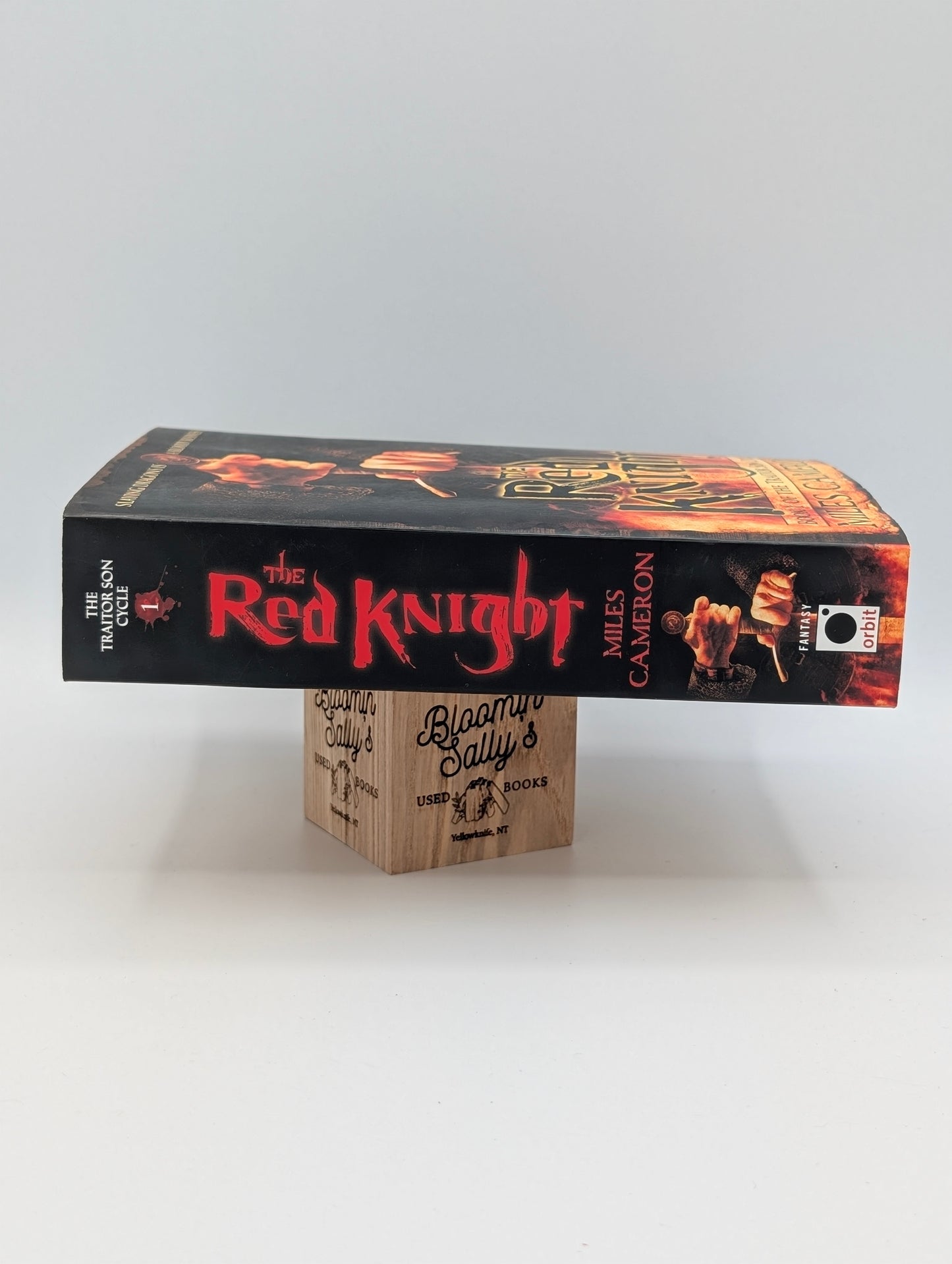 The Red Knight (The Traitor Son Cycle, 1)