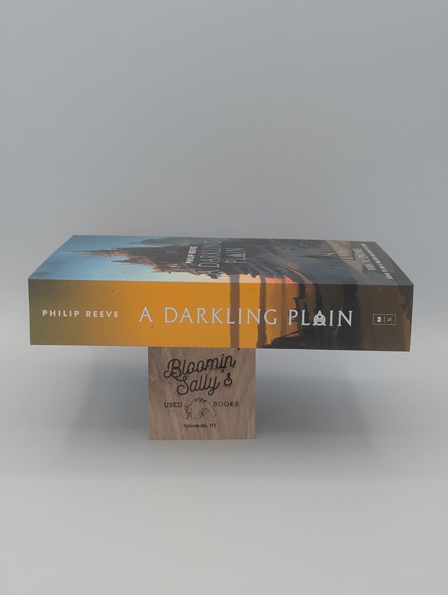 A Darkling Plain (Mortal Engines Quartet)