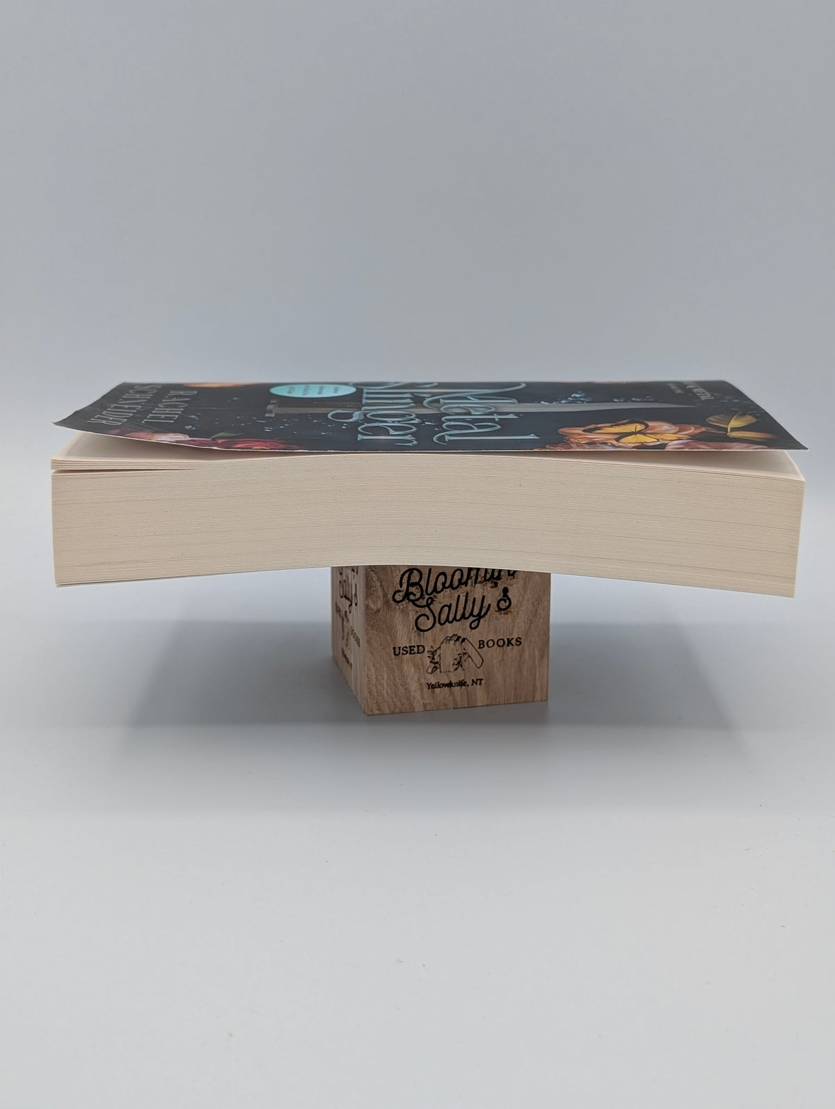 Metal Slinger: Foiled Edition with Exclusive Content