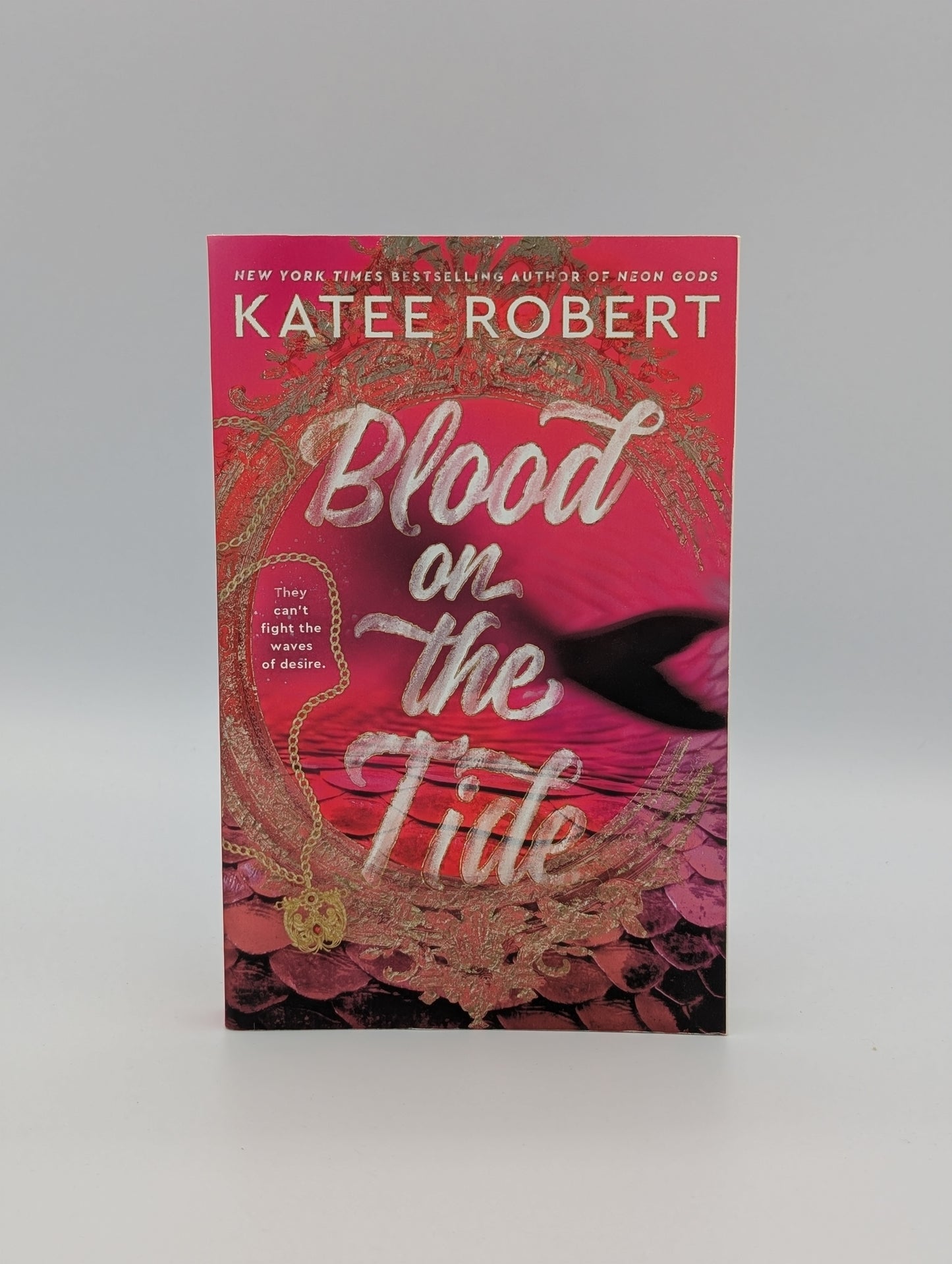 Blood on the Tide (Crimson Sails)