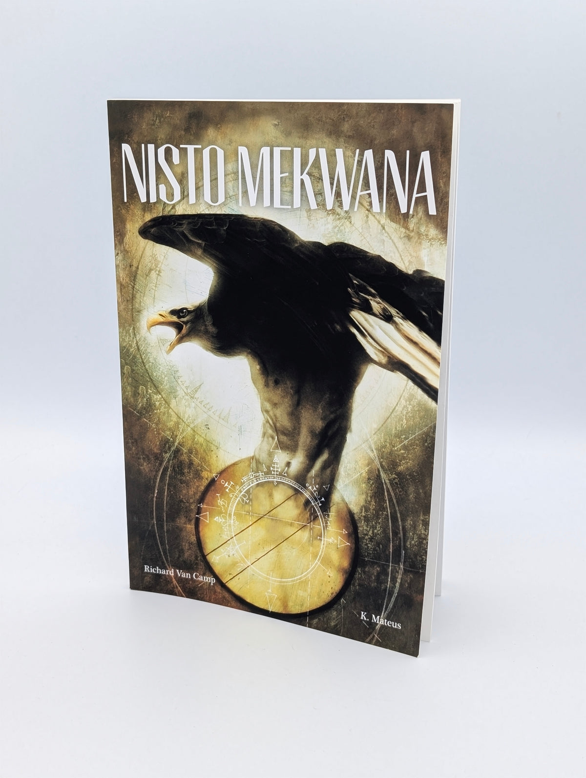 Nisto Mekwana / Three Feathers