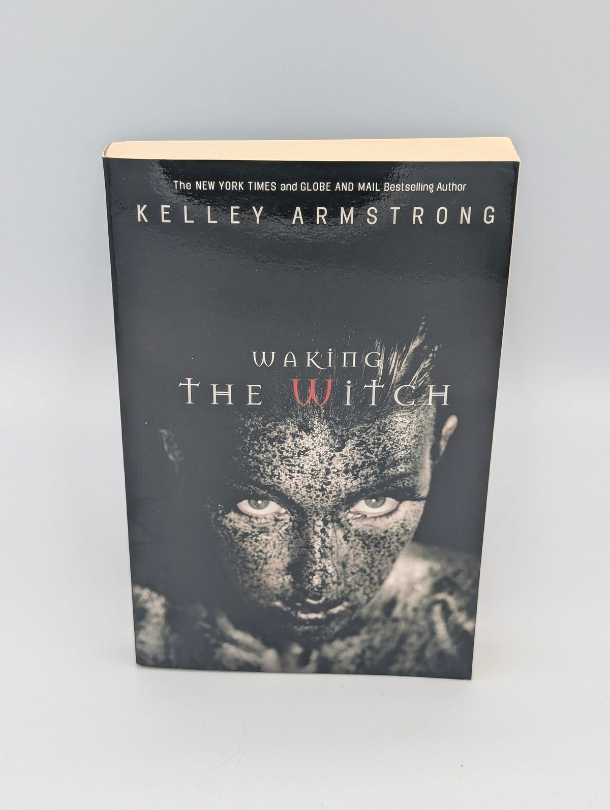 Waking the Witch (The Women of the Otherworld Series)