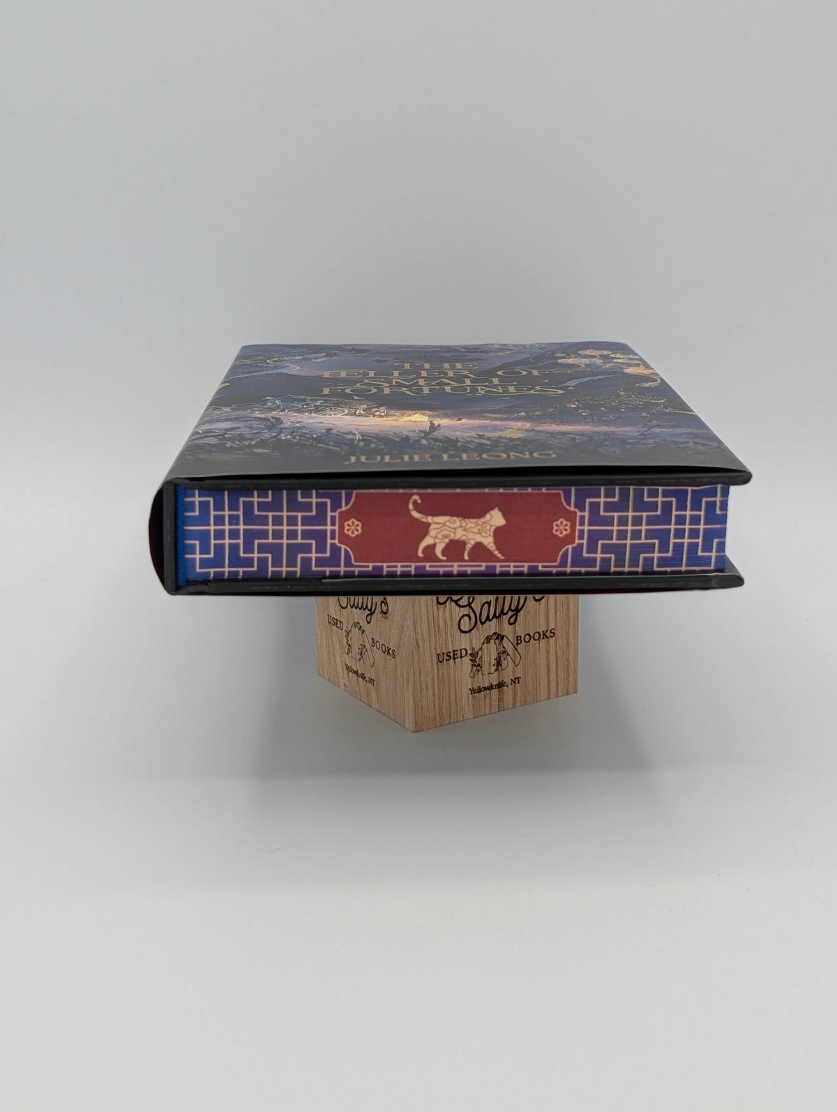 The Teller of Small Fortunes – OwlCrate SE; Fine