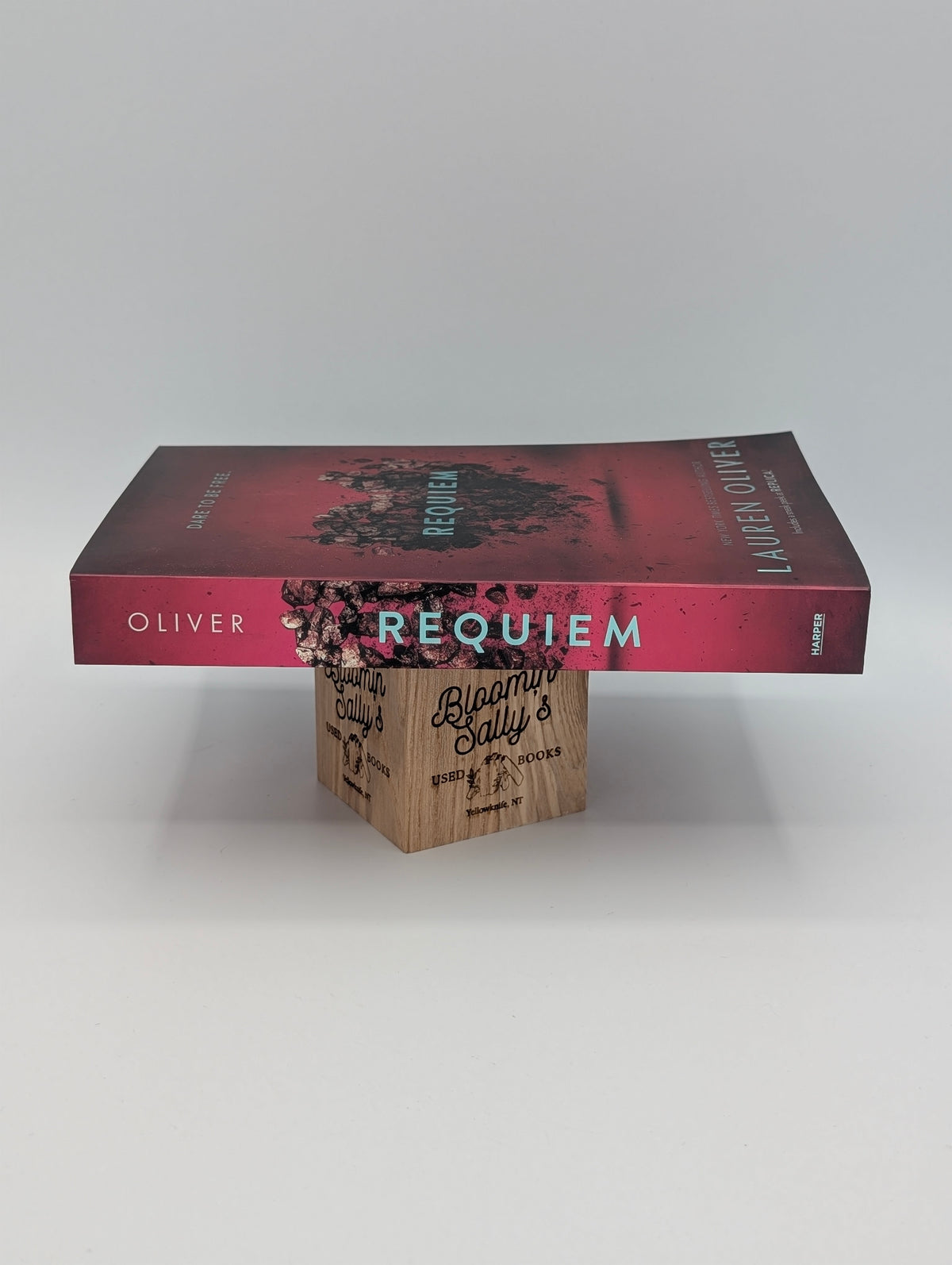 Requiem (Delirium Trilogy, 3)
