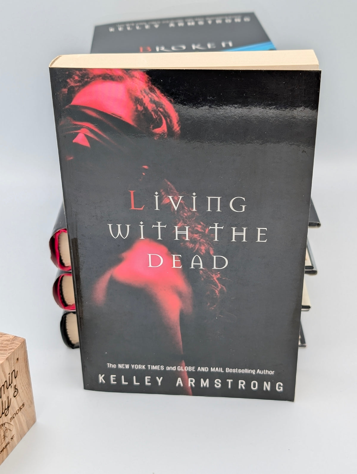 Kelley Armstrong – Women of the Otherworld Series 11-Book Bundle