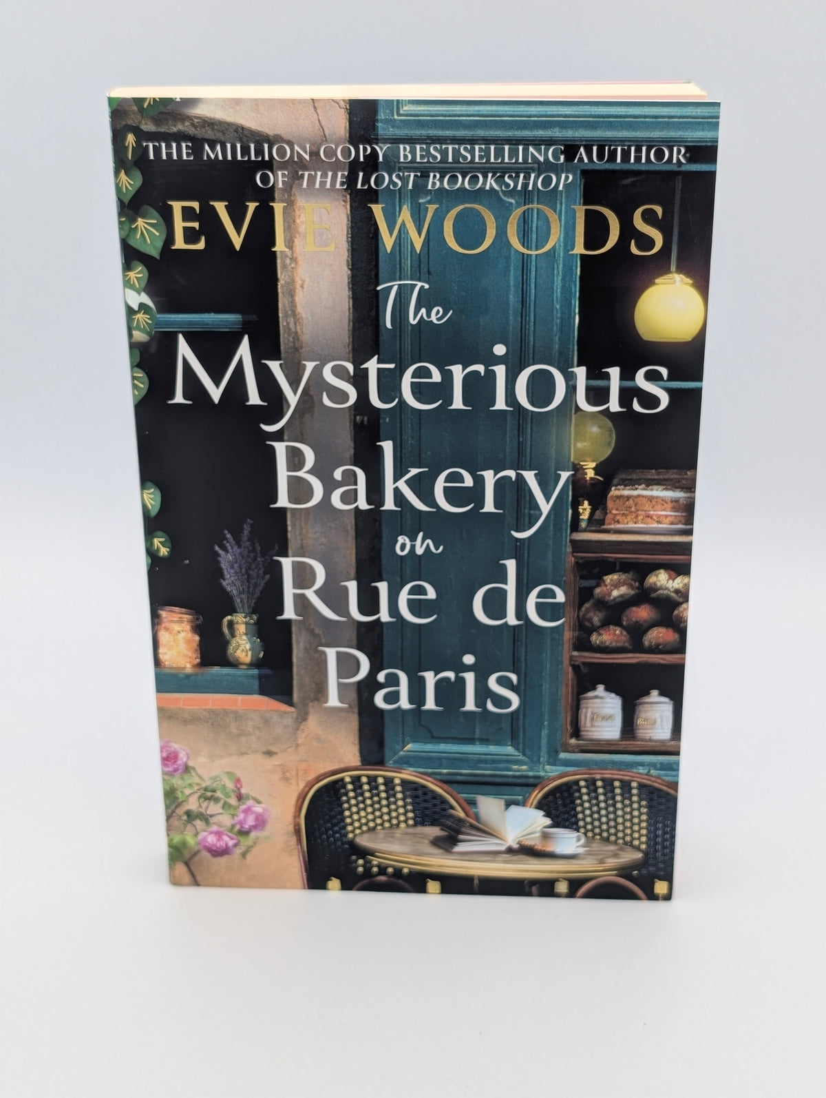 La mystérieuse boulangerie de la rue de Paris : un roman enchanteur et d'évasion de l'auteur à succès international de La librairie perdue (2025)