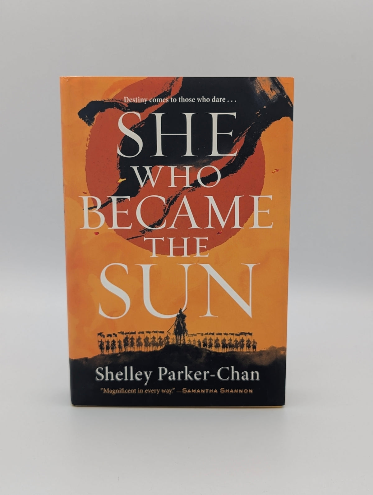 She Who Became the Sun (The Radiant Emperor Duology, 1)
