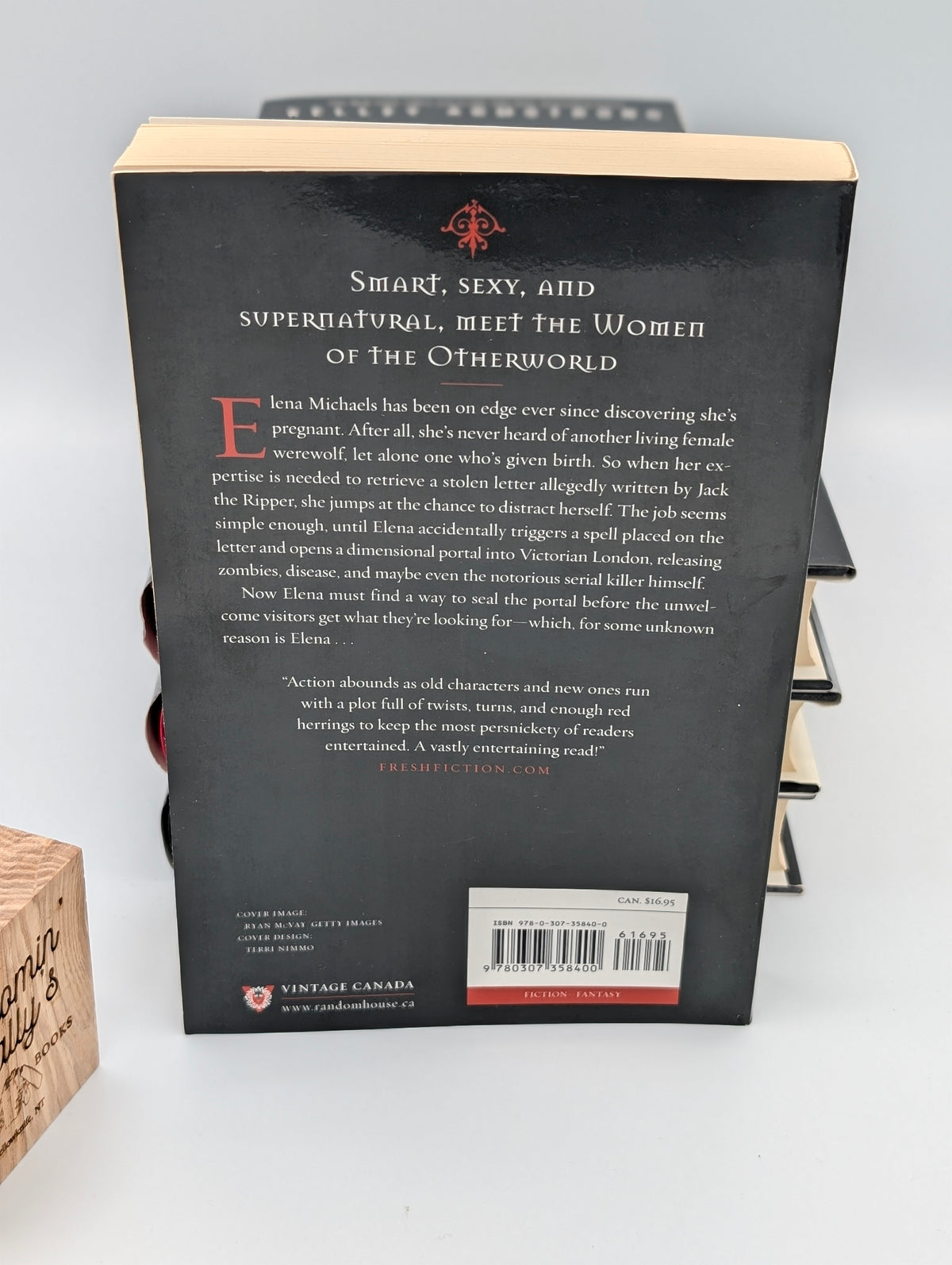 Kelley Armstrong – Women of the Otherworld Series 11-Book Bundle