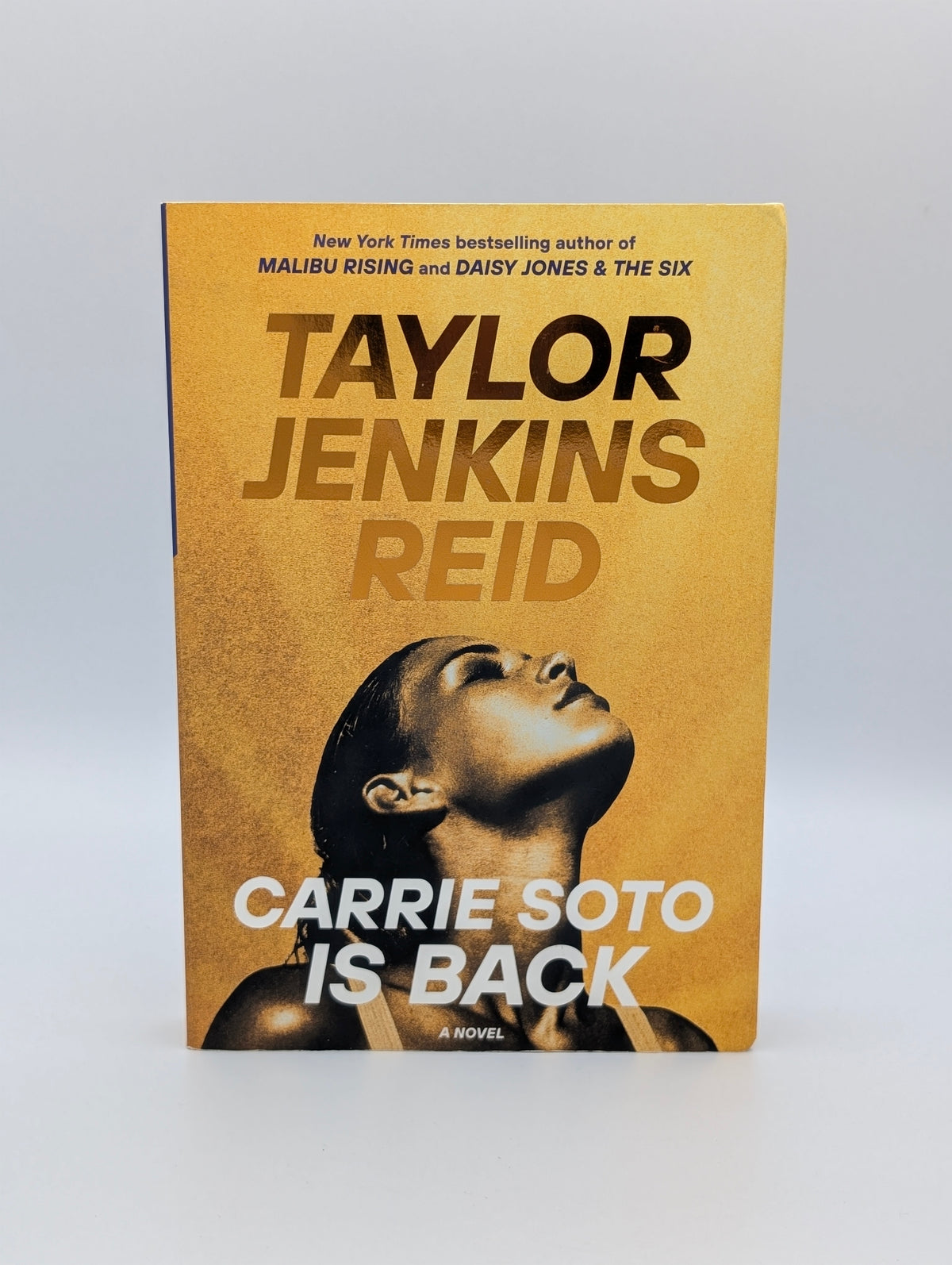 CARRIE SOTO EST DE RETOUR : UN ROMAN