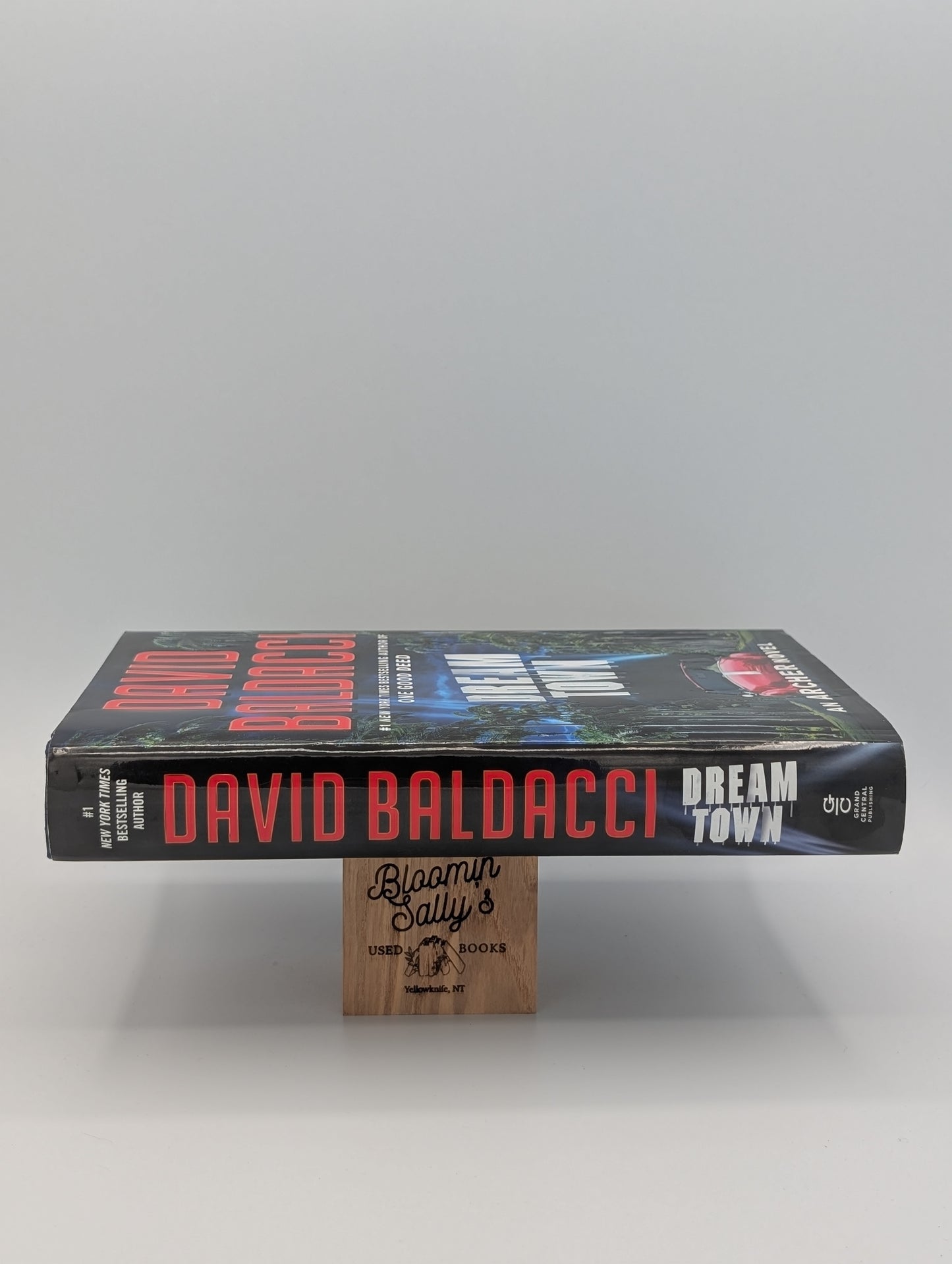 Dream Town (An Archer Novel, 3)