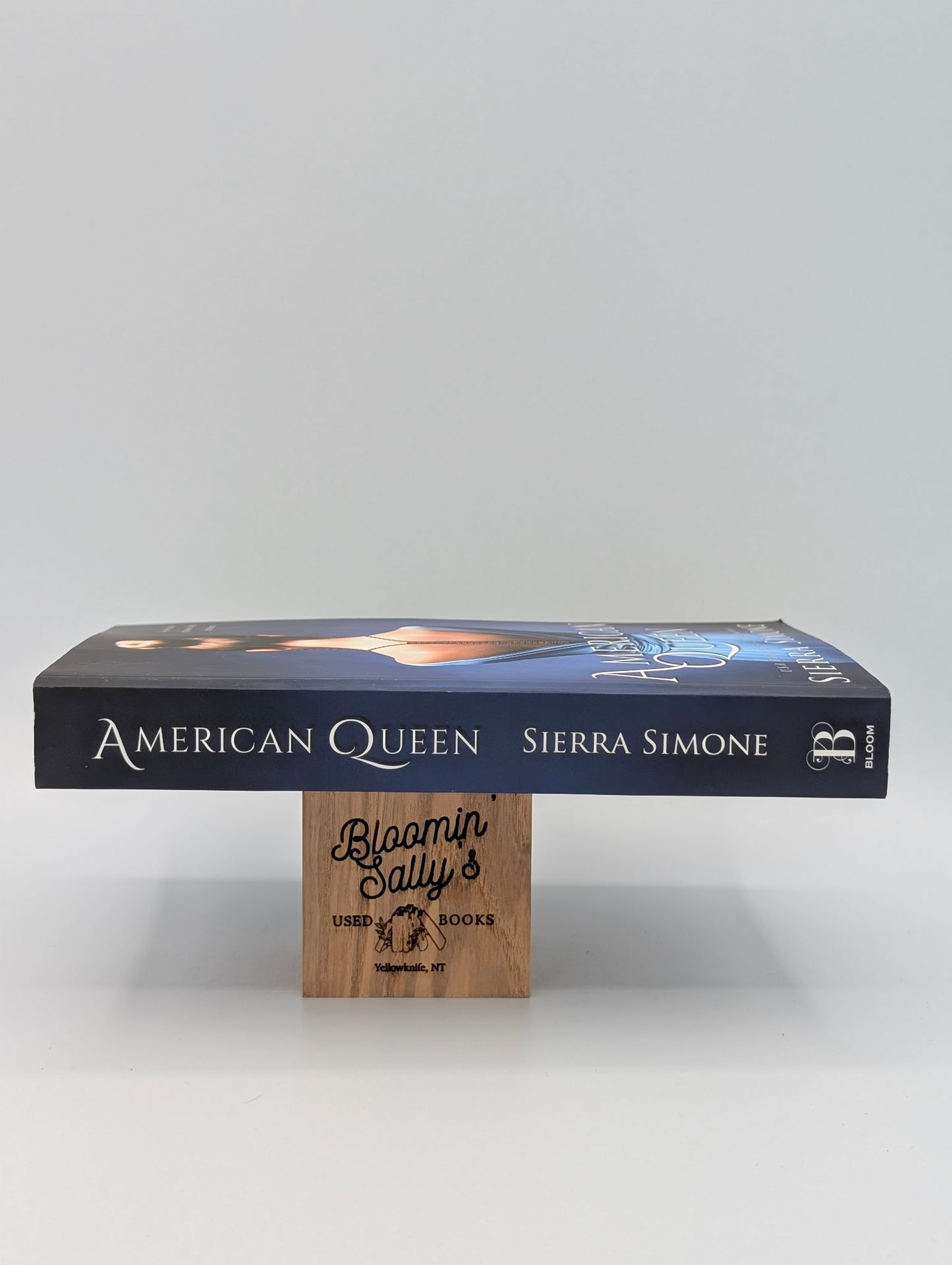 American Queen (New Camelot, 1)