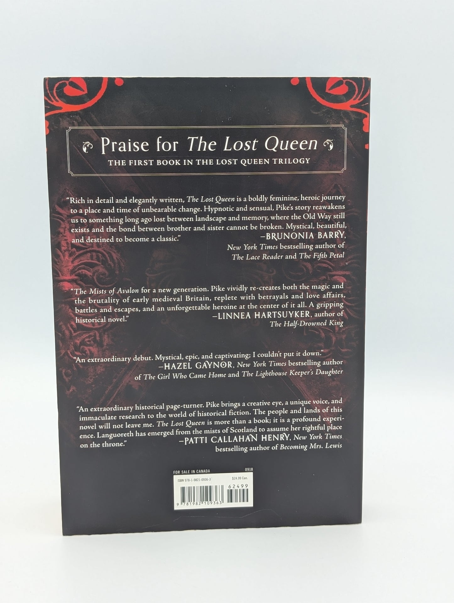 The Lost Queen: A Novel (Volume 1)