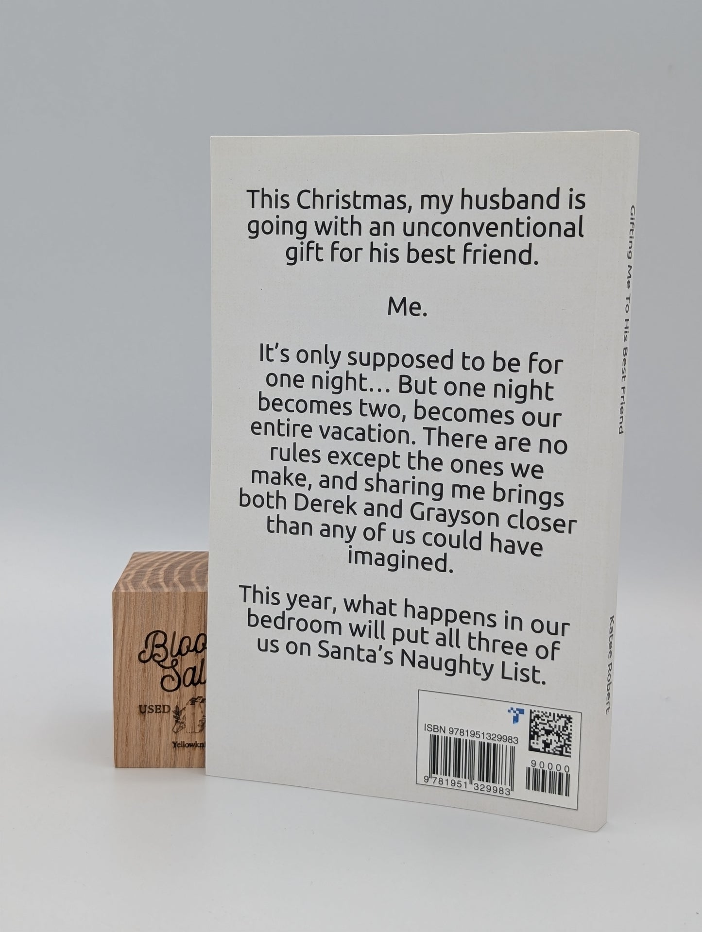 Gifting Me To His Best Friend (A Touch of Taboo)