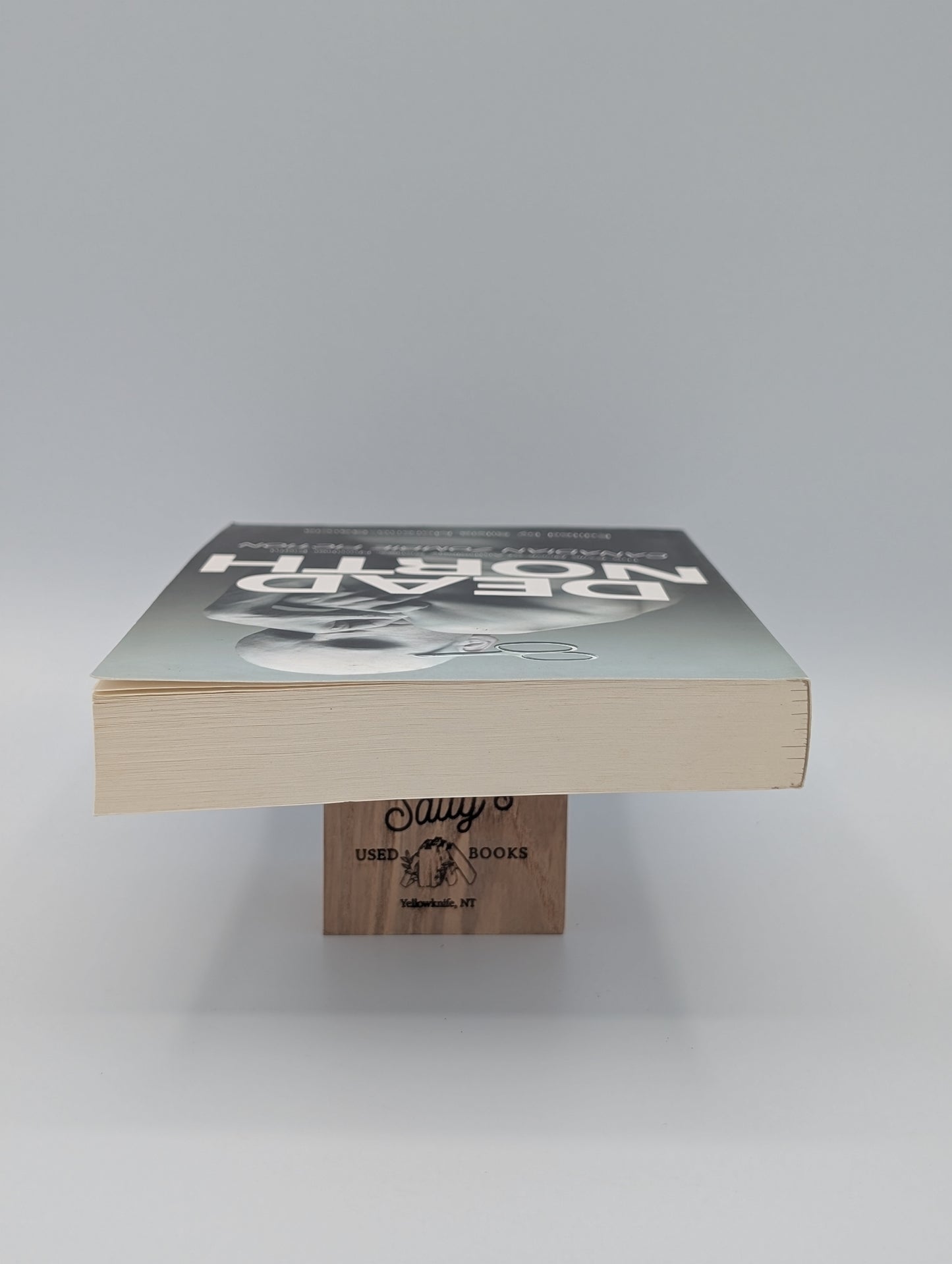 Dead North: Canadian Zombie Fiction: The Exile Book of Anthology Series, Number Eight