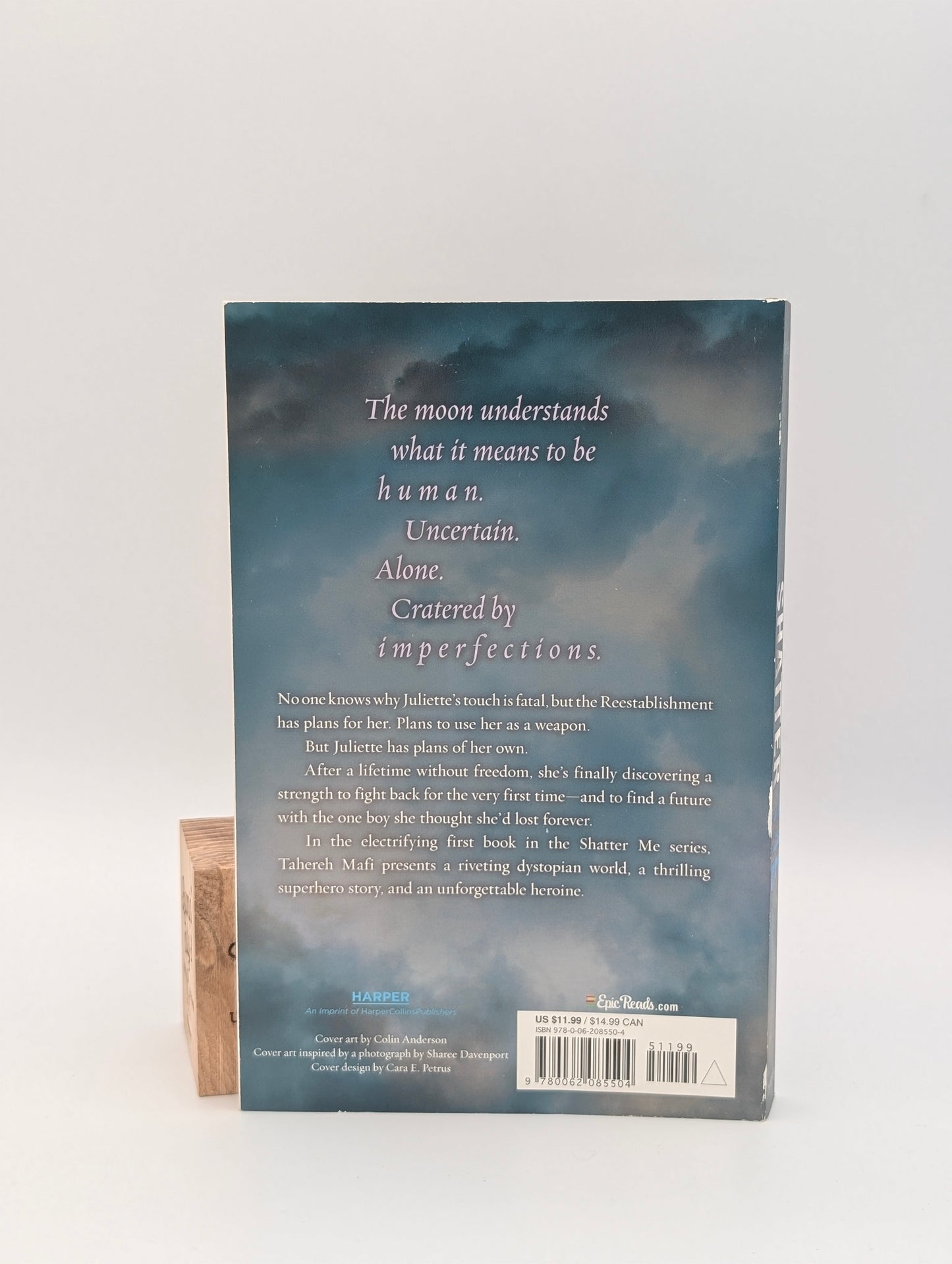 Shatter Me (Shatter Me, 1)