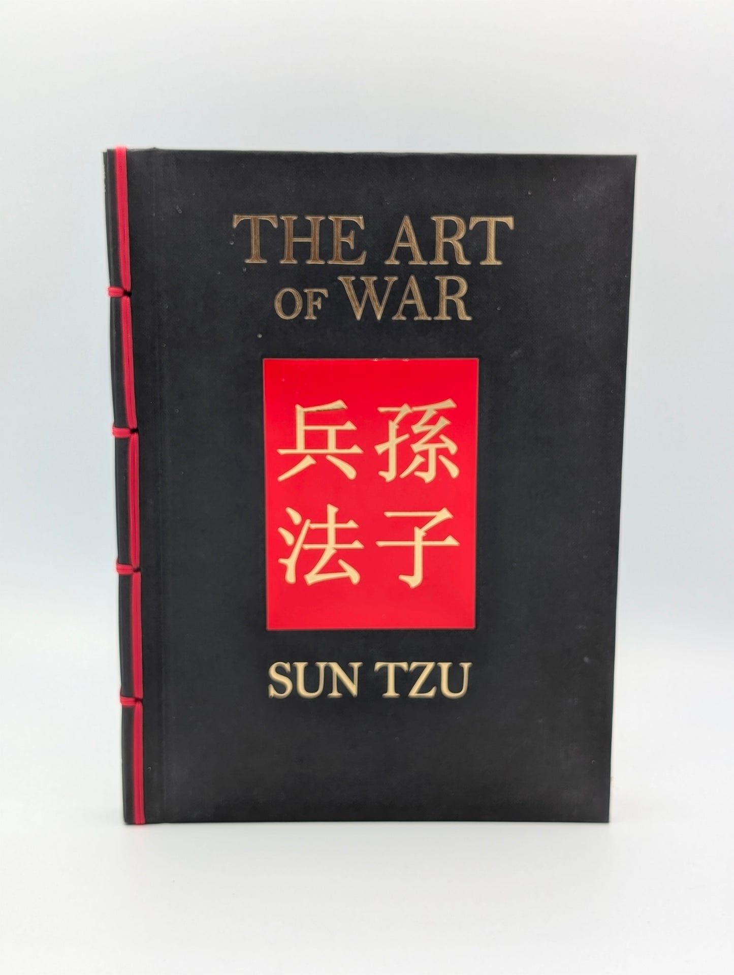 The Art of War: A New Translation (Chinese Bound)