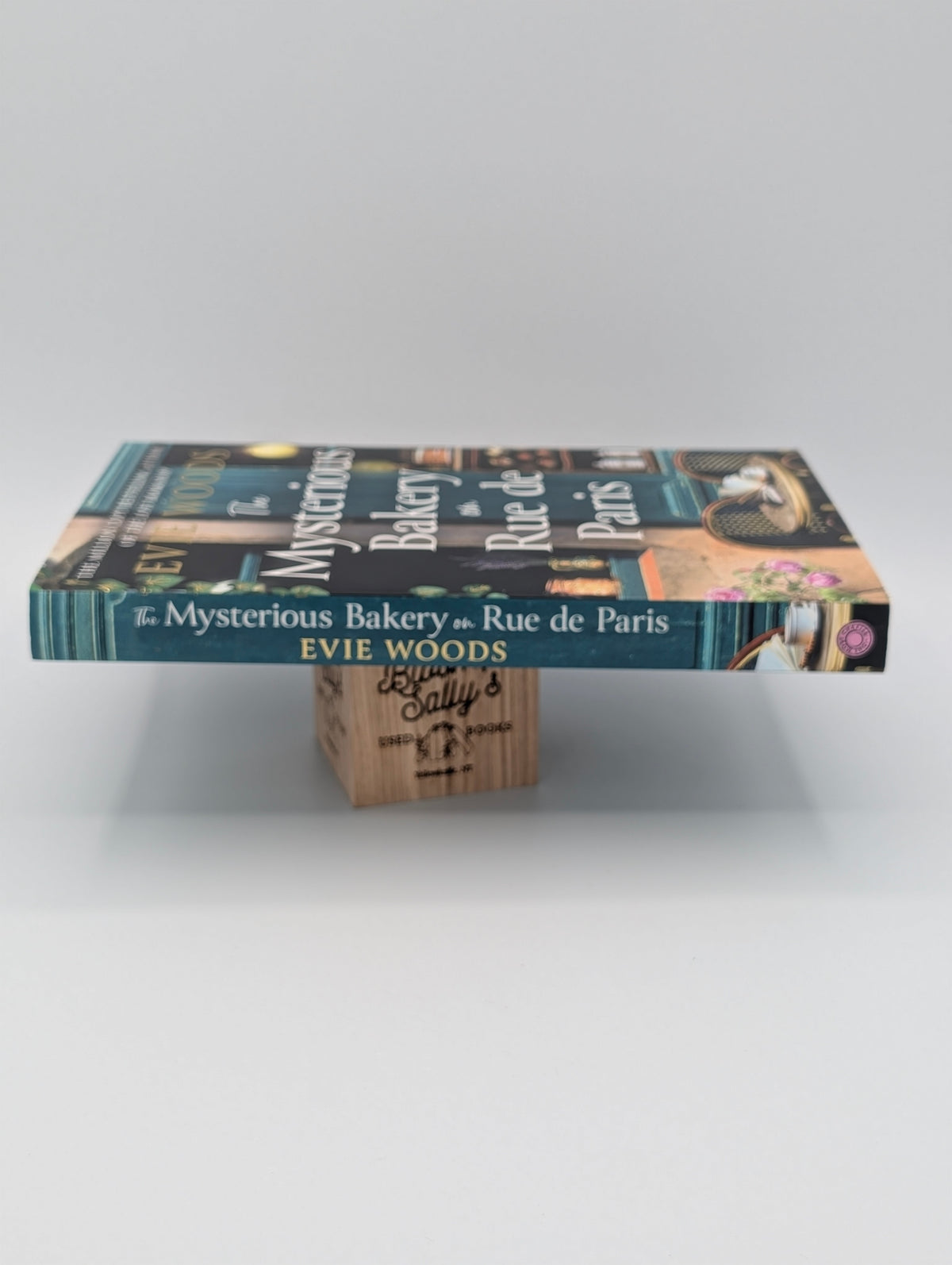 La mystérieuse boulangerie de la rue de Paris : un roman enchanteur et d'évasion de l'auteur à succès international de La librairie perdue (2025)