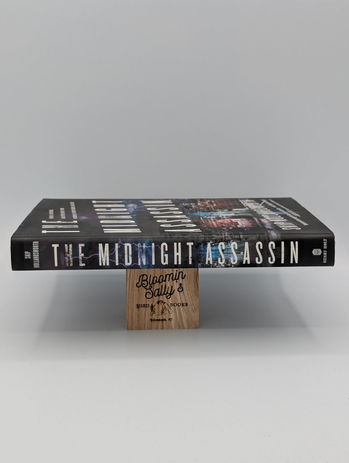 The Midnight Assassin: Panic, Scandal, and the Hunt for America's First Serial Killer