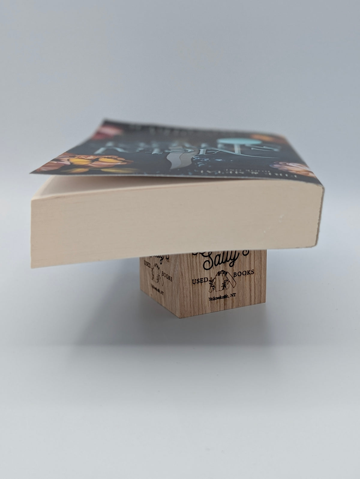 Metal Slinger: Foiled Edition with Exclusive Content
