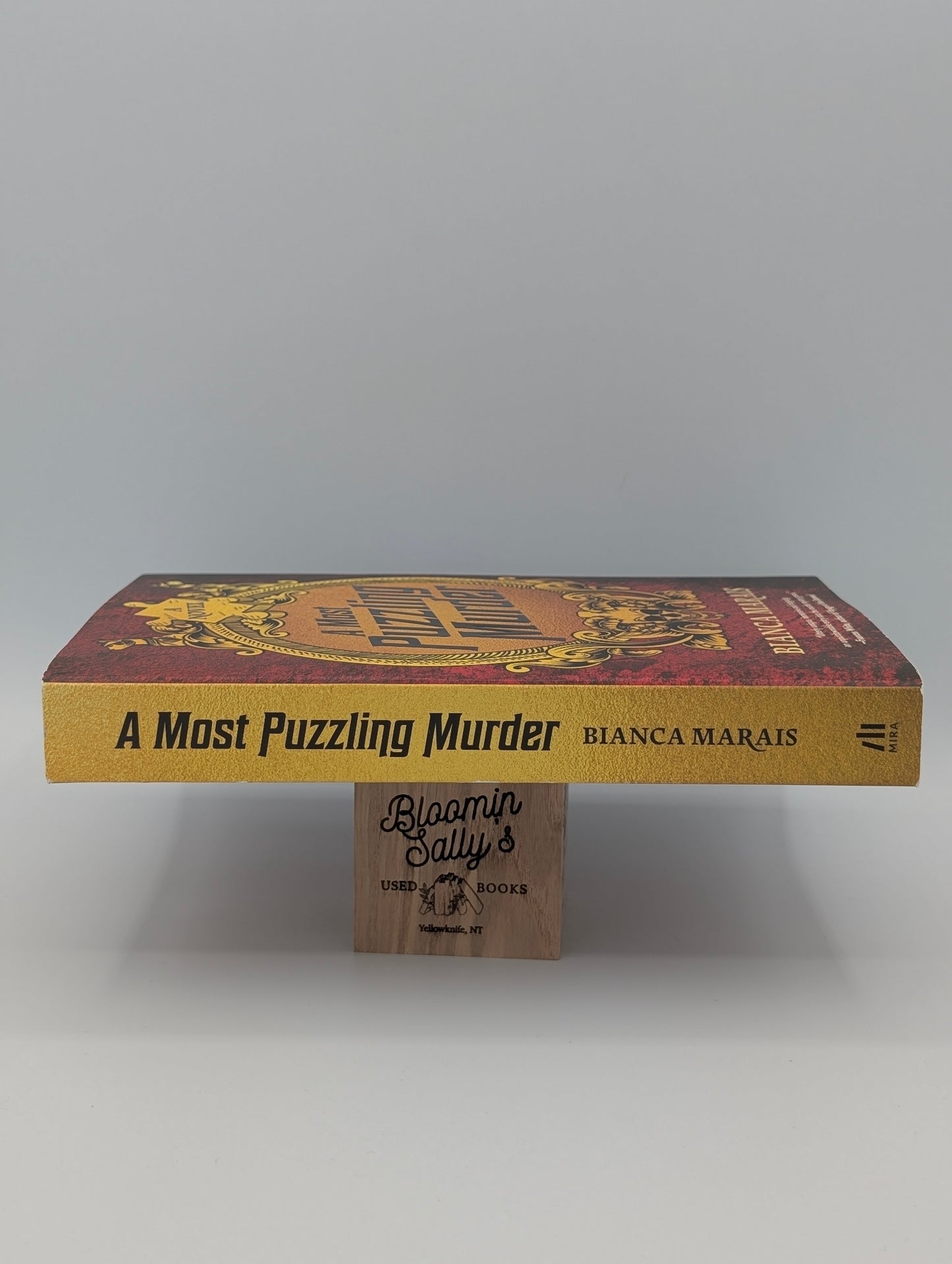 A Most Puzzling Murder: A Novel