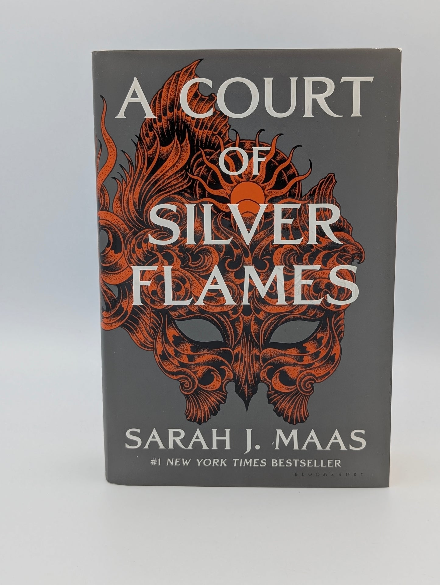 A Court of Silver Flames (A Court of Thorns and Roses, 5)