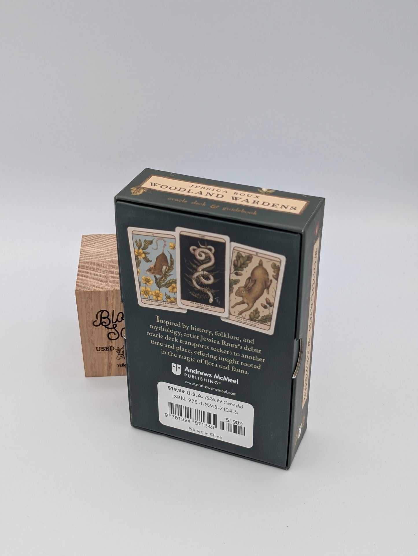 Woodland Wardens: A 52-Card Oracle Deck & Guidebook